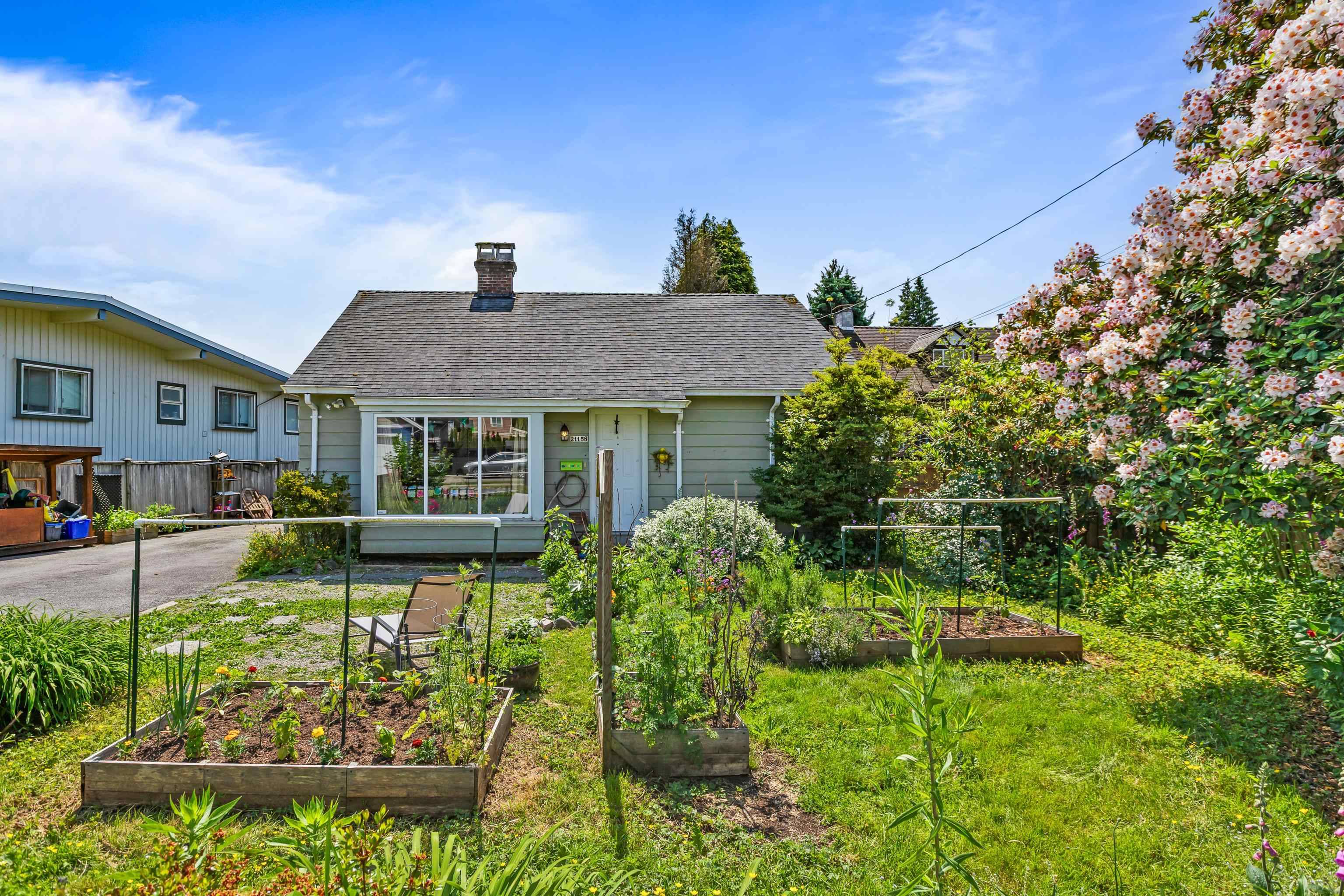 Maple Ridge, BC V2X 2A3,21158 River RD