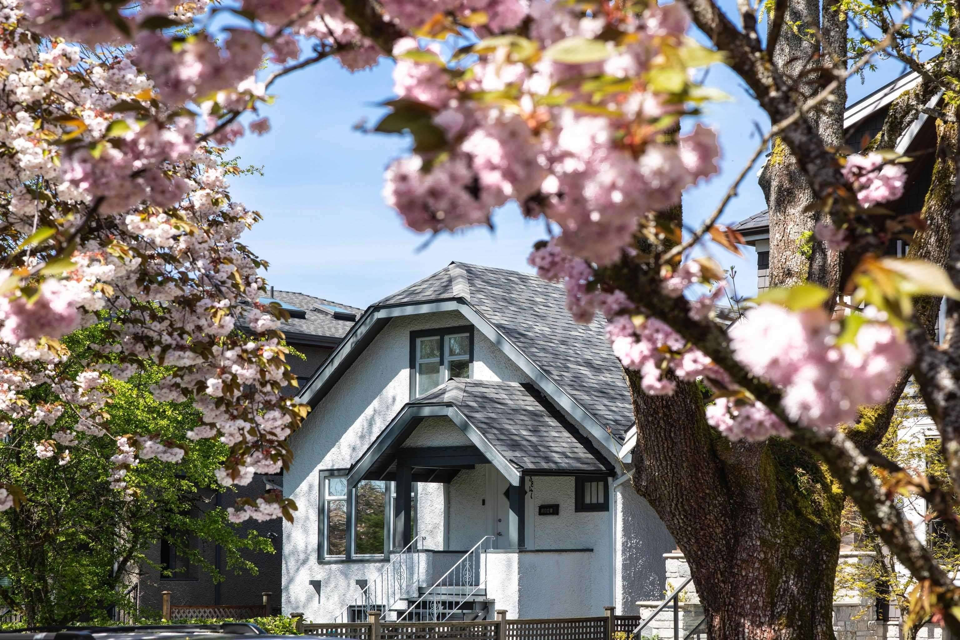 Vancouver, BC V6S 1L8,3841 W 24th AVE