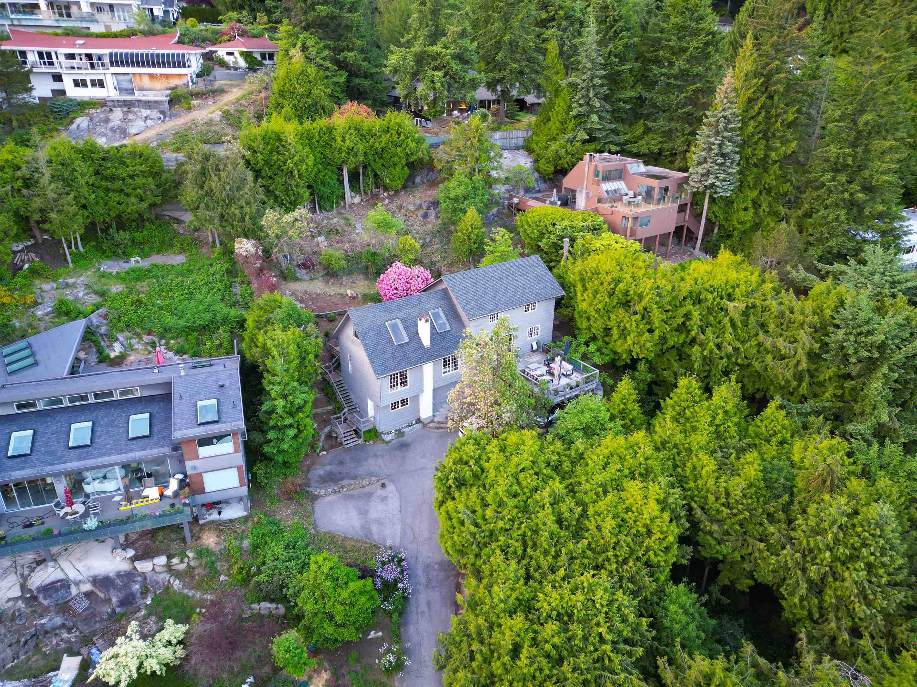 West Vancouver, BC V7S 2V4,4607 Woodgreen DR