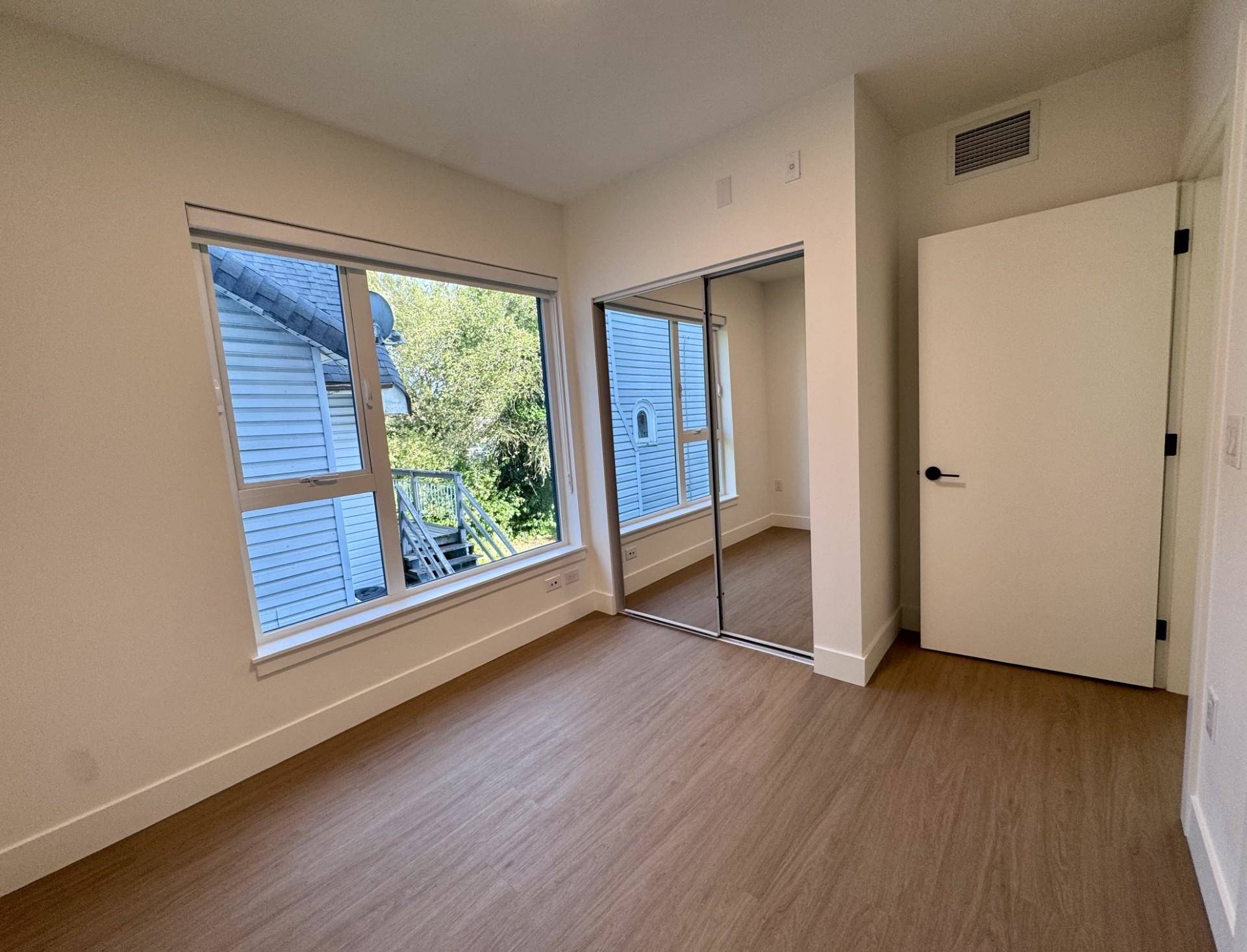 Vancouver, BC V5N 0J5,2235 E Broadway #203