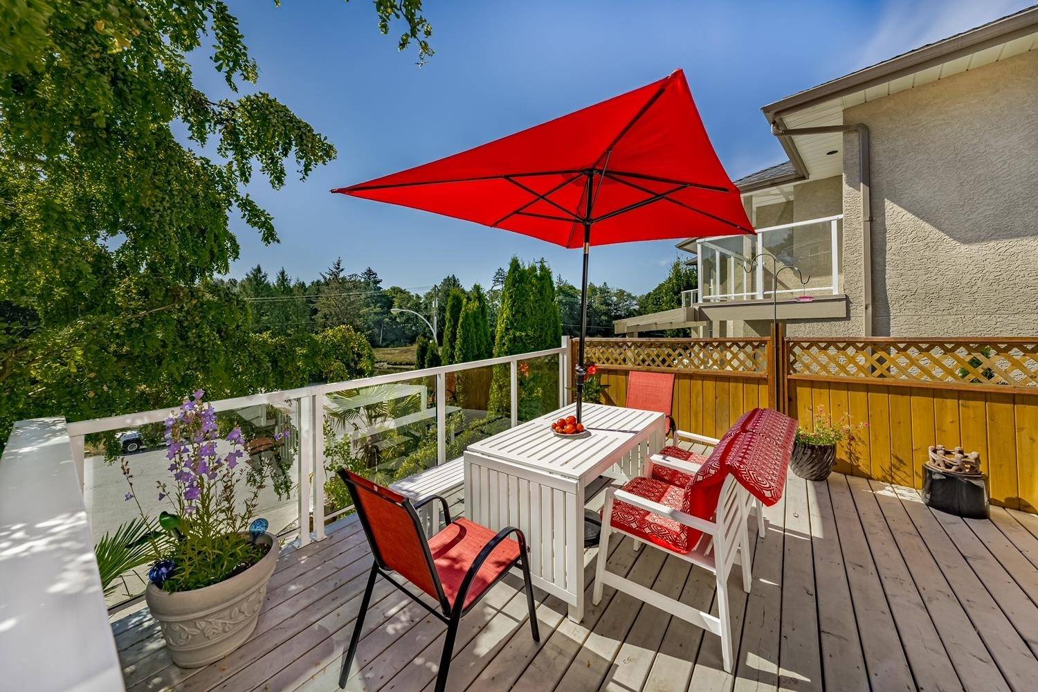 Surrey, BC V4A 1A1,16055 8 AVE