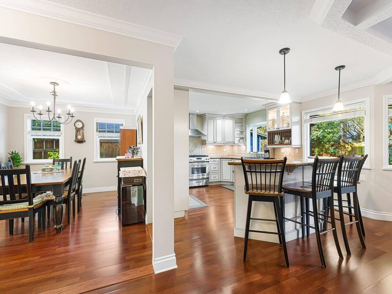 Richmond, BC V7C 5B4,5375 Opal PL