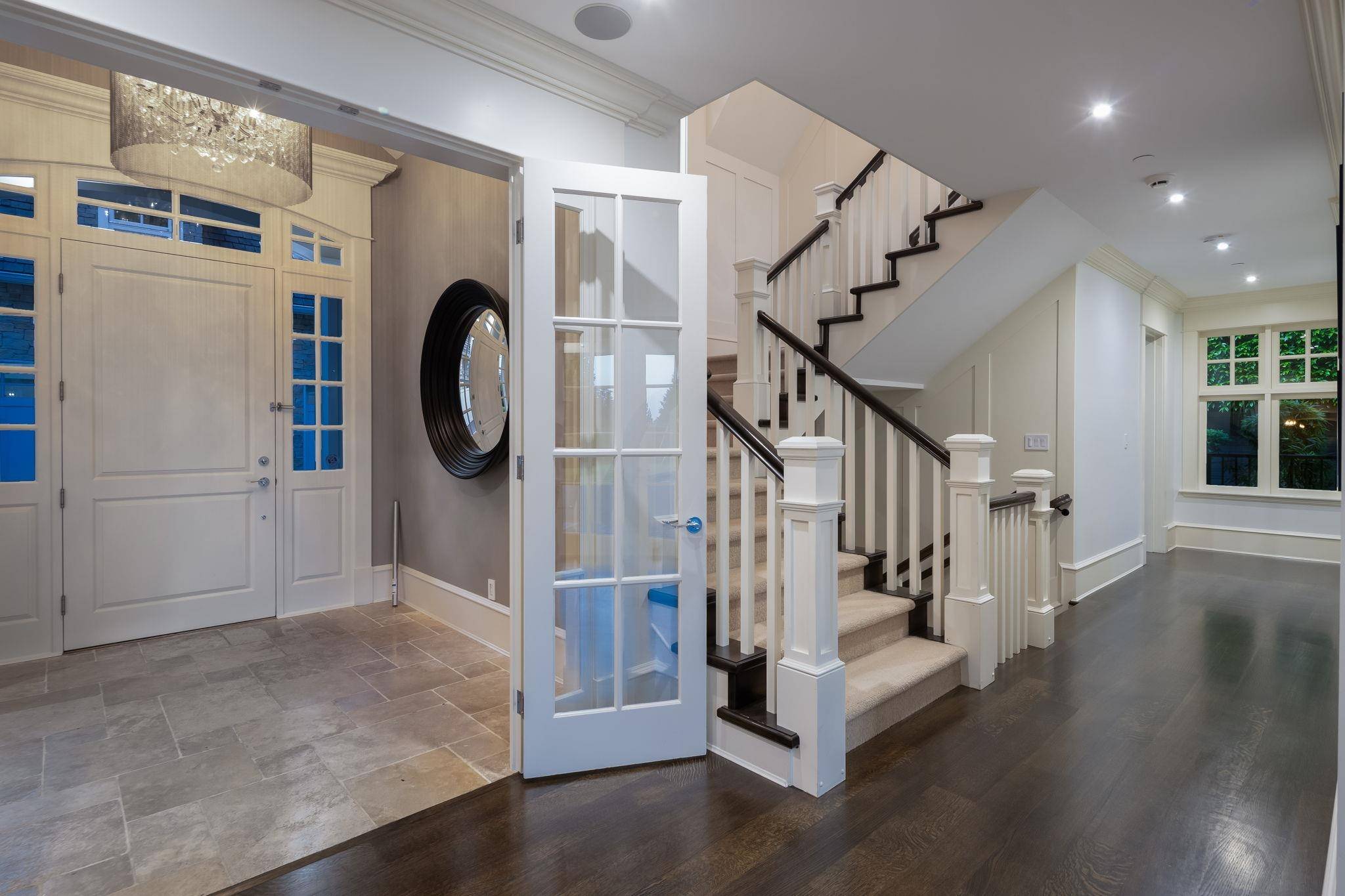 West Vancouver, BC V7S 1P5,611 Glenmaroon RD
