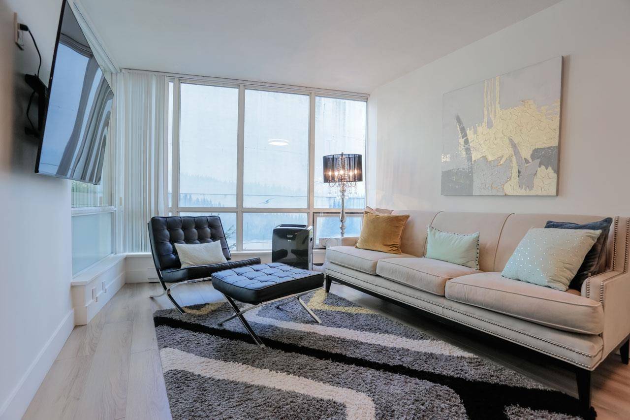 Vancouver, BC V6E 4P5,1166 Melville ST #805