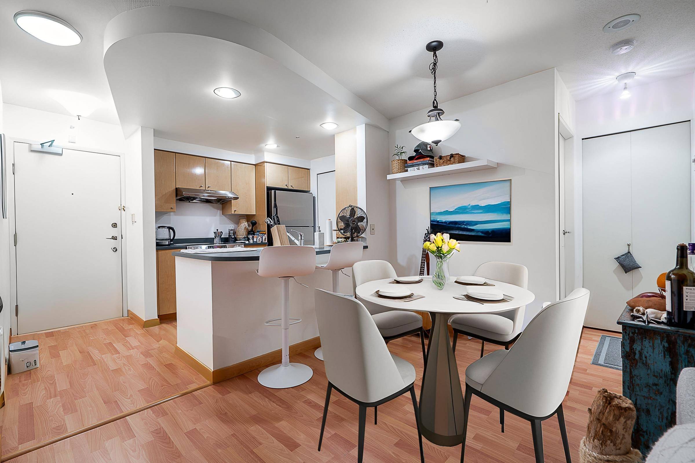 Vancouver, BC V6Z 2V9,1009 Expo BLVD #1909