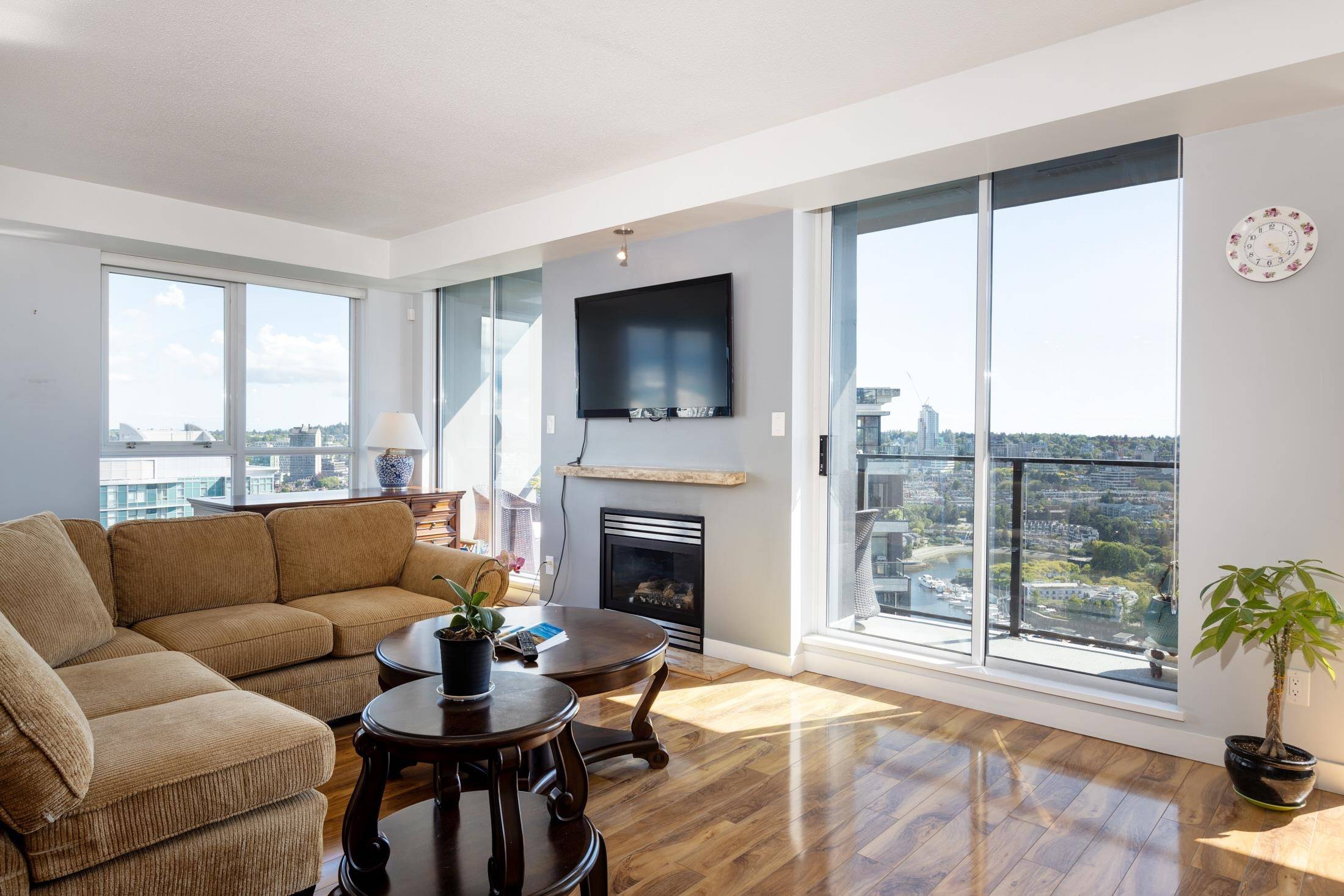 Vancouver, BC V6Z 3B8,1438 Richards ST #3601