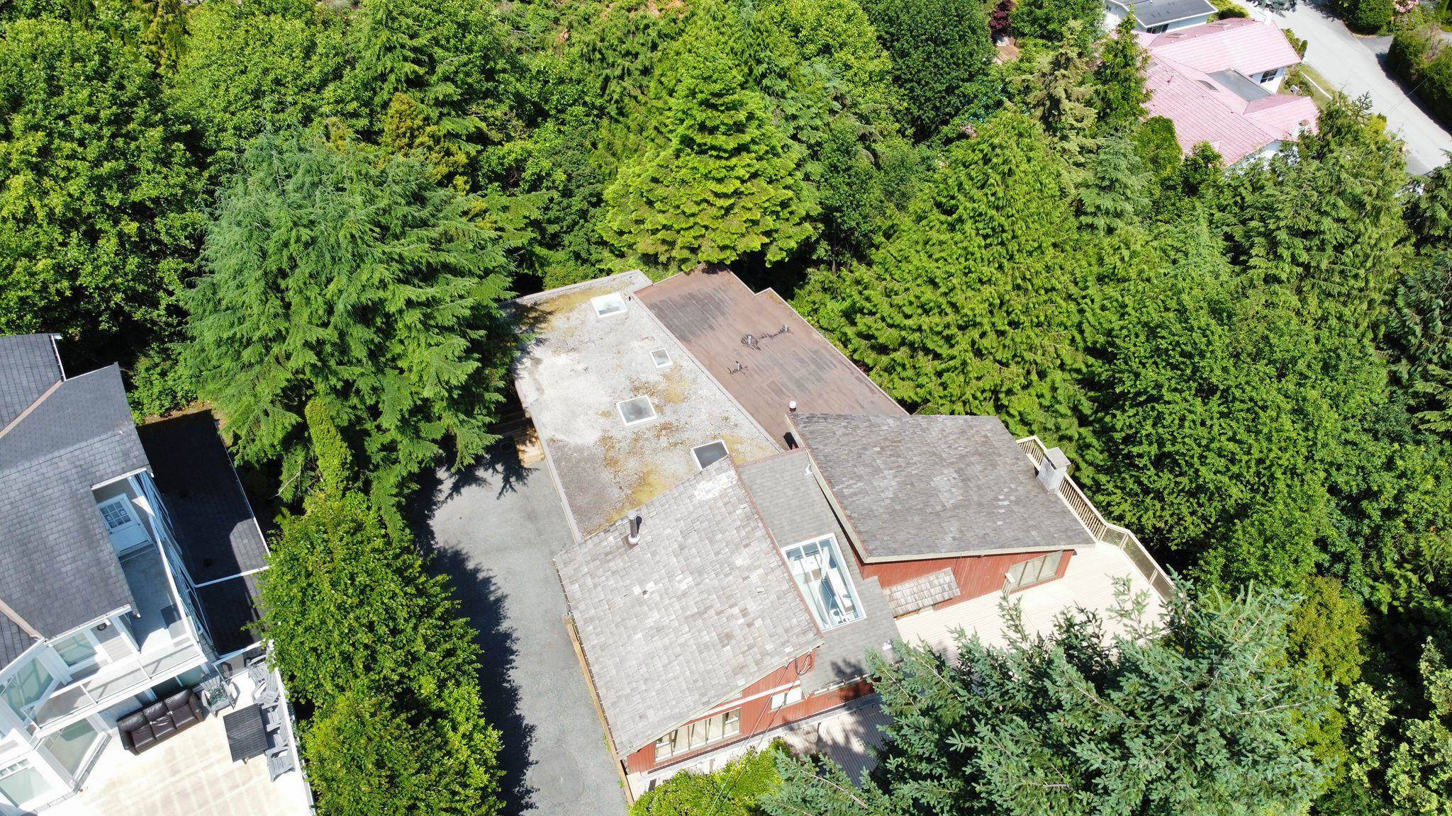 West Vancouver, BC V7S 1V8,568 St. Andrews PL