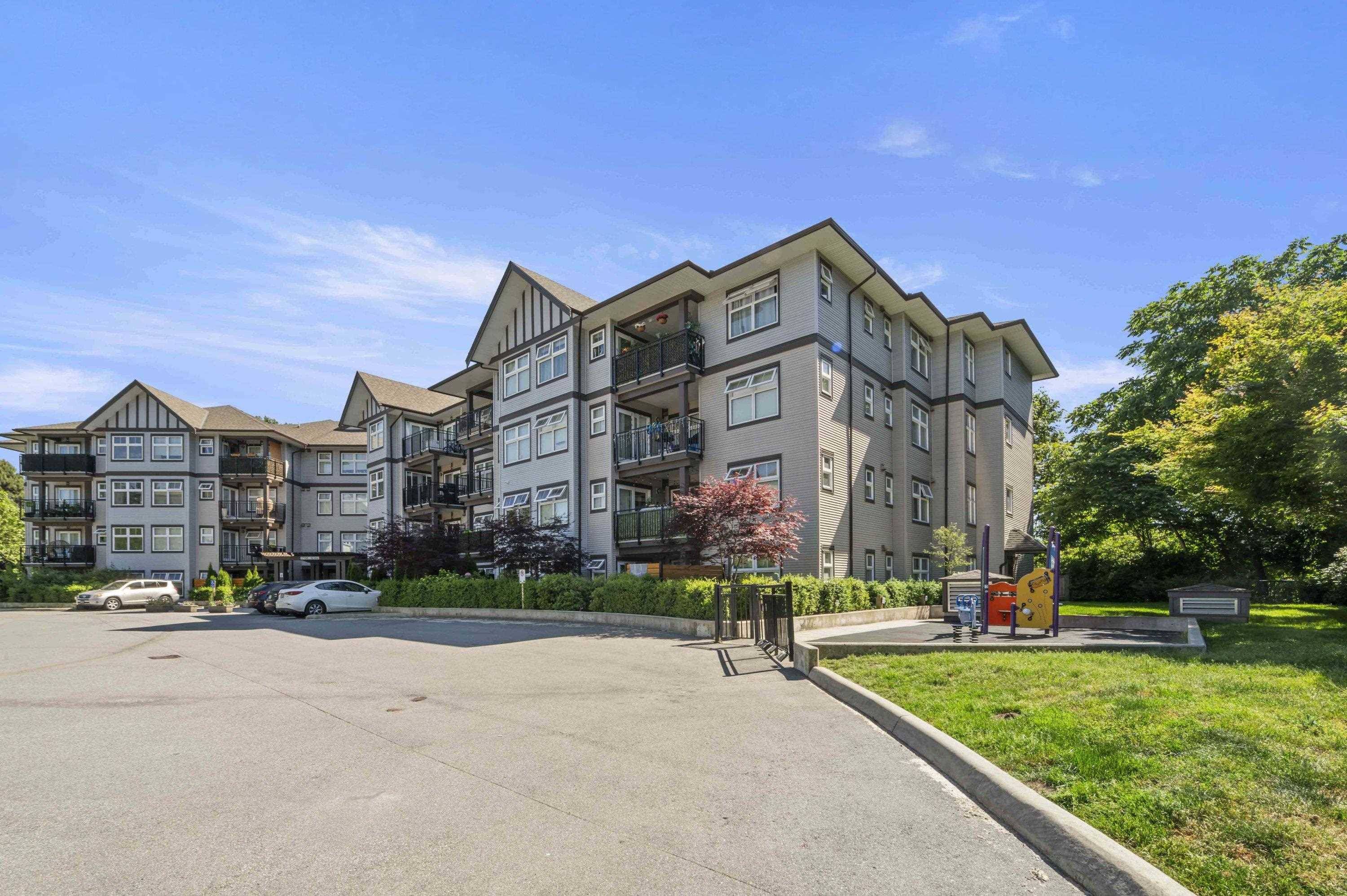 Langley, BC V4W 3M5,27358 32 AVE #367