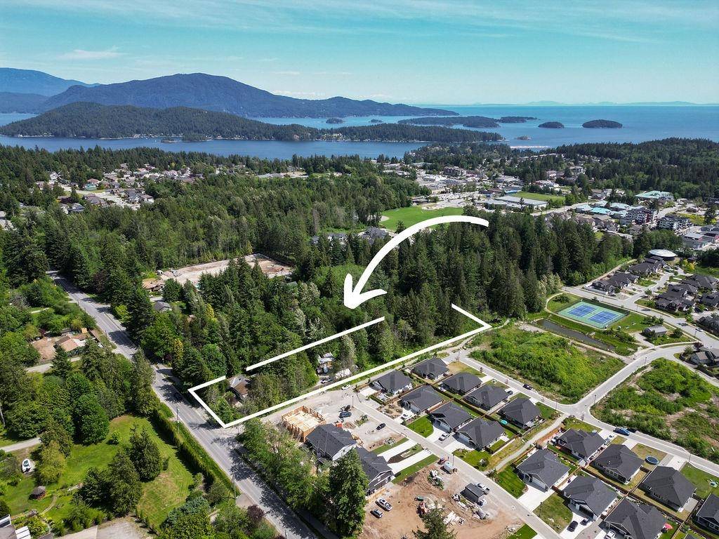 Gibsons, BC V0N 1V7,1009 Reed RD