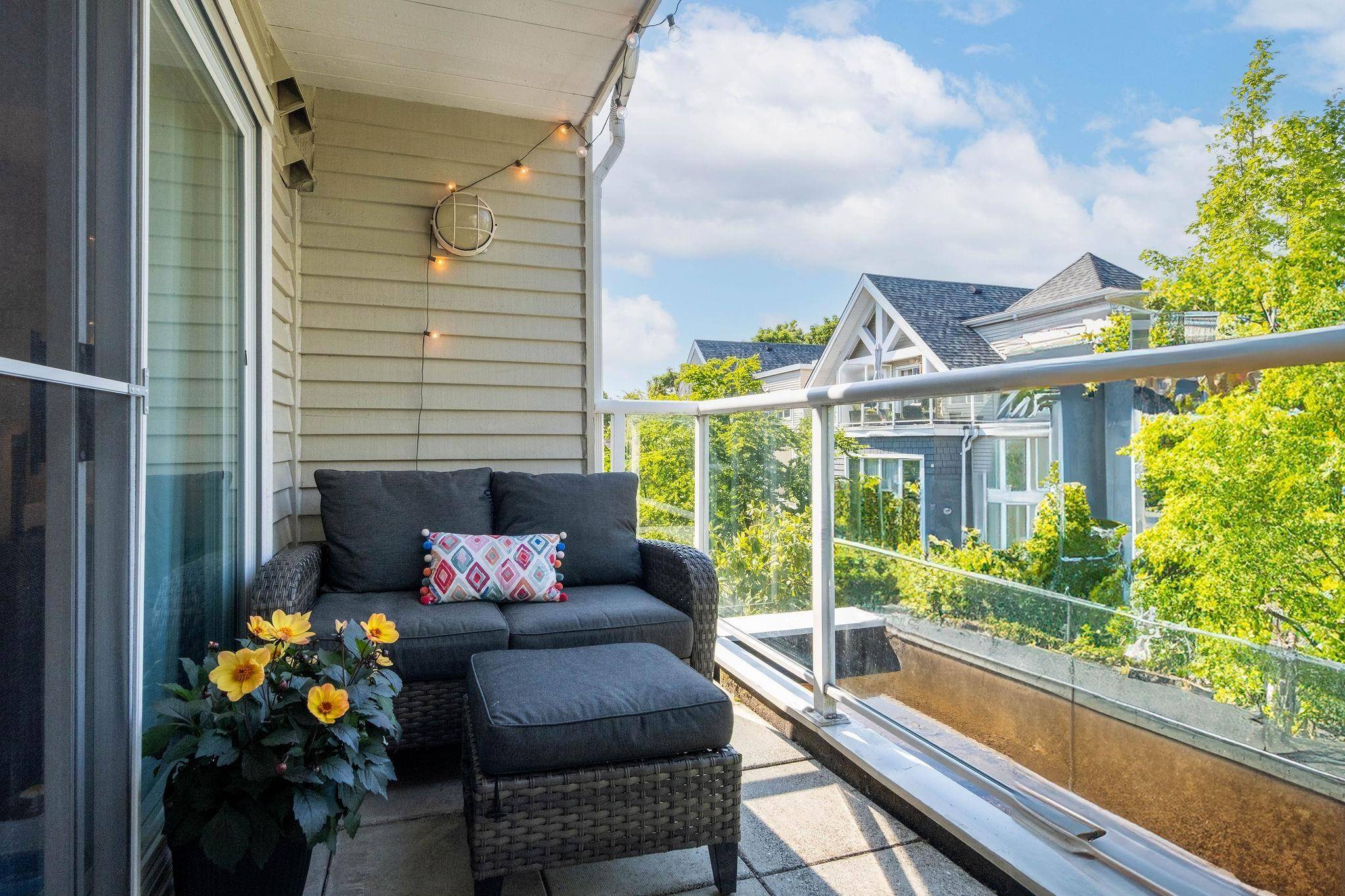 Vancouver, BC V5Z 1S8,789 W 16 AVE #305