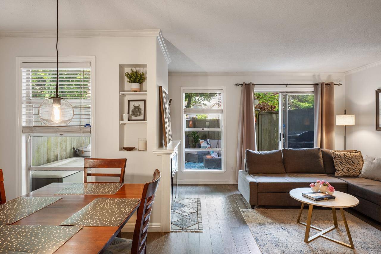 North Vancouver, BC V7P 3K5,900 W 17th ST #50