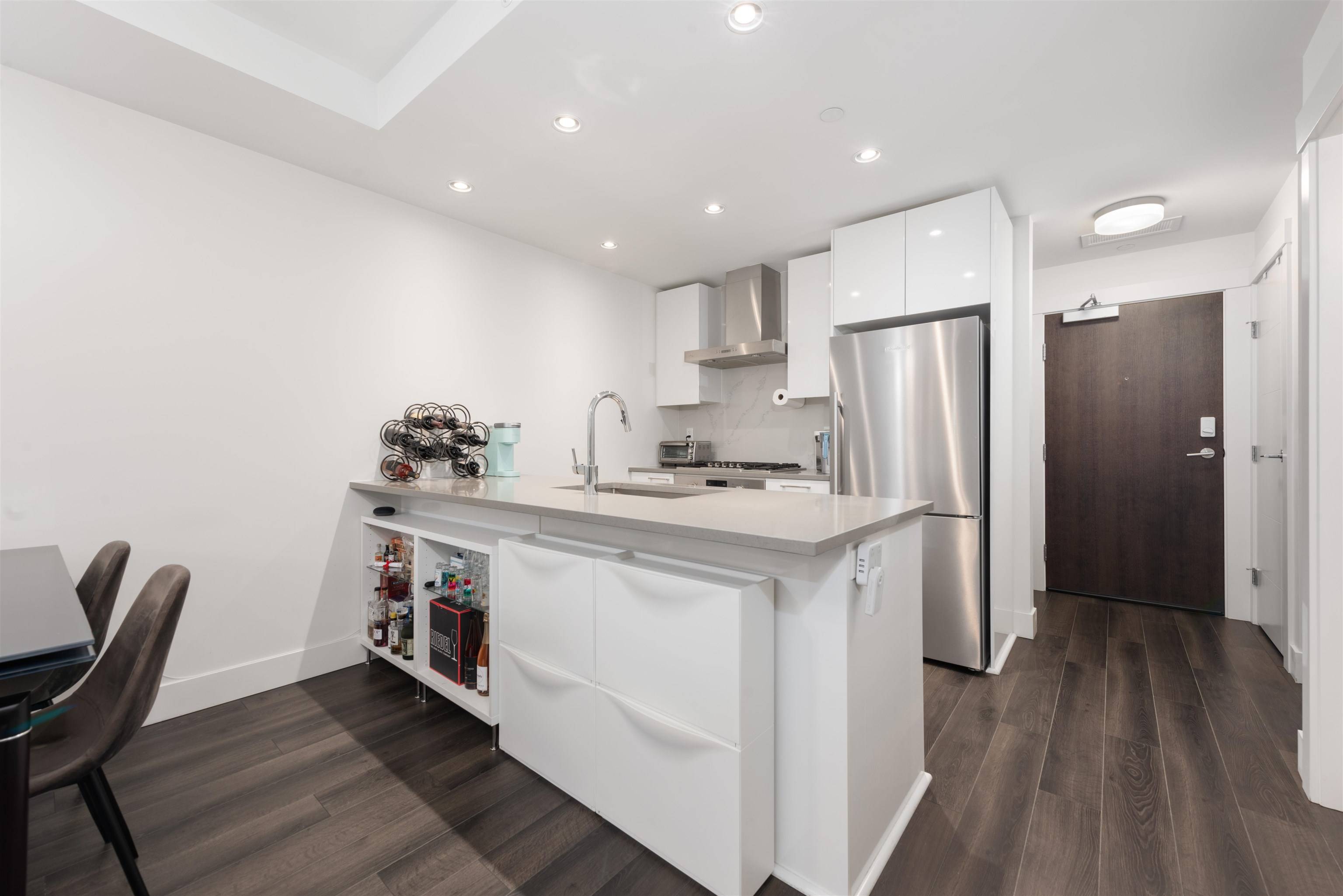 Richmond, BC V6W 0B8,10780 No. 5 RD #507