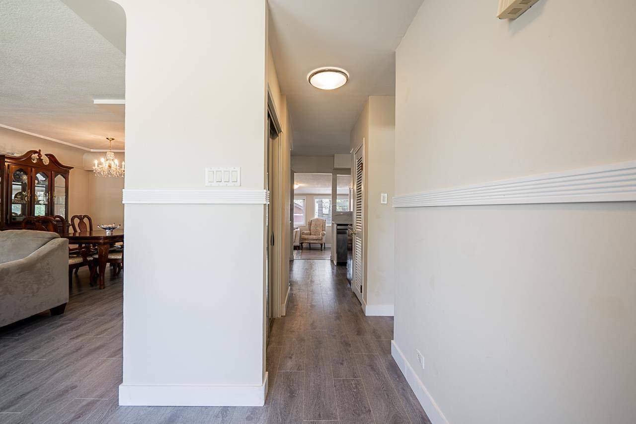 Maple Ridge, BC V2X 3W6,21554 122 AVE