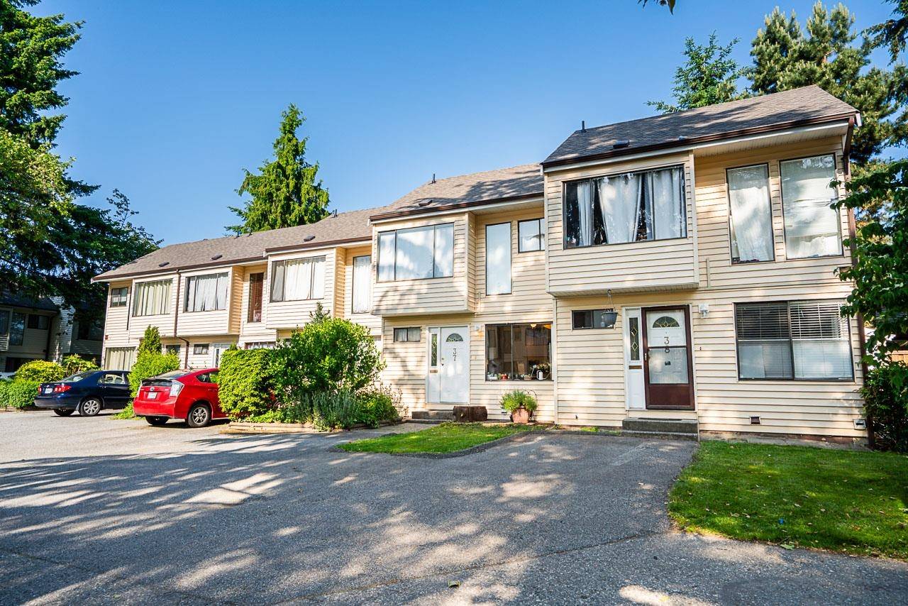 Surrey, BC V3V 6A4,9348 128 ST #37