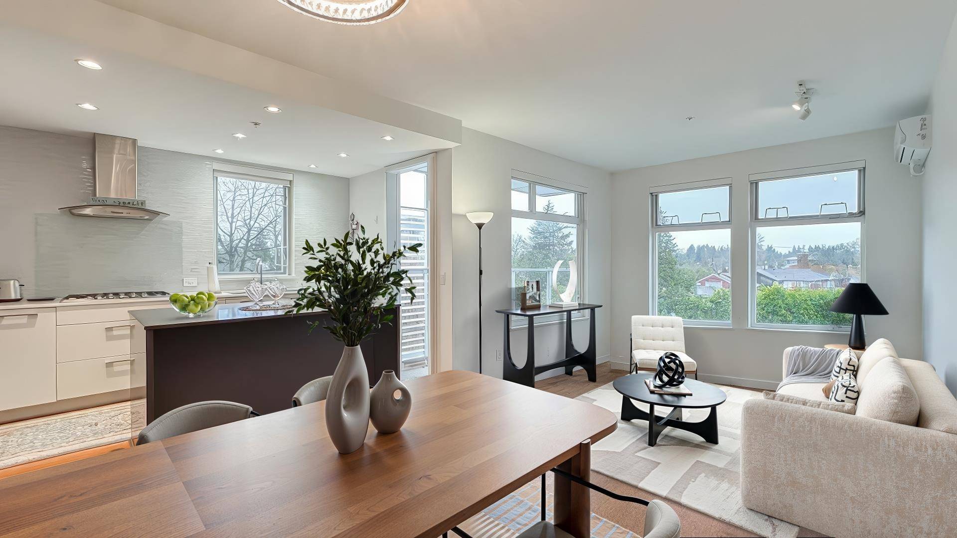 Vancouver, BC V5Z 0C5,4867 Cambie ST #505