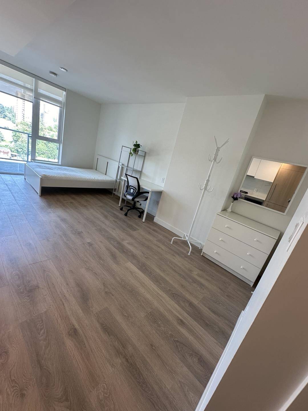 Coquitlam, BC V3K 0J1,318 Alderson AVE #910