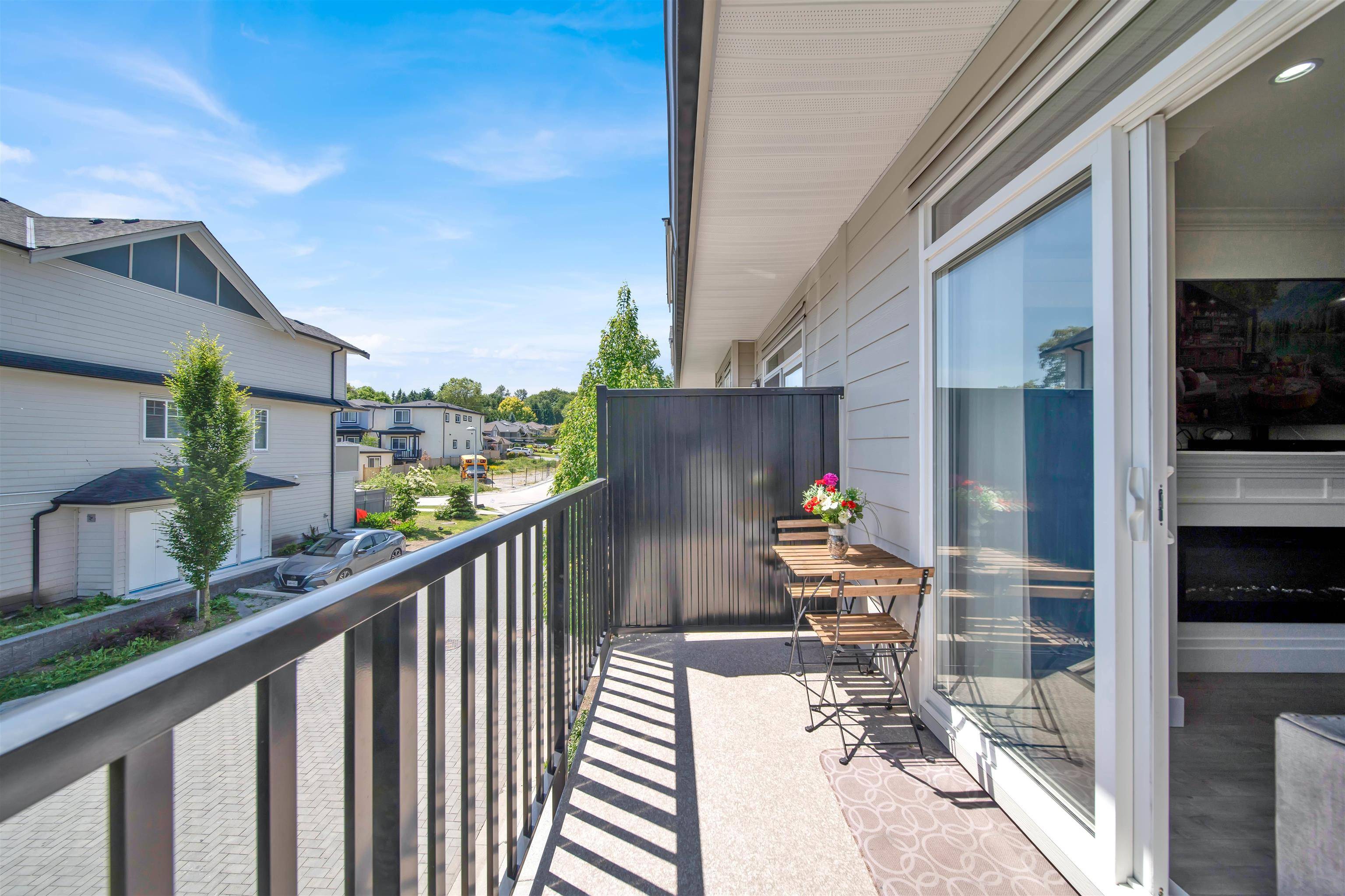Surrey, BC V3W 1L6,13898 64 AVE #20