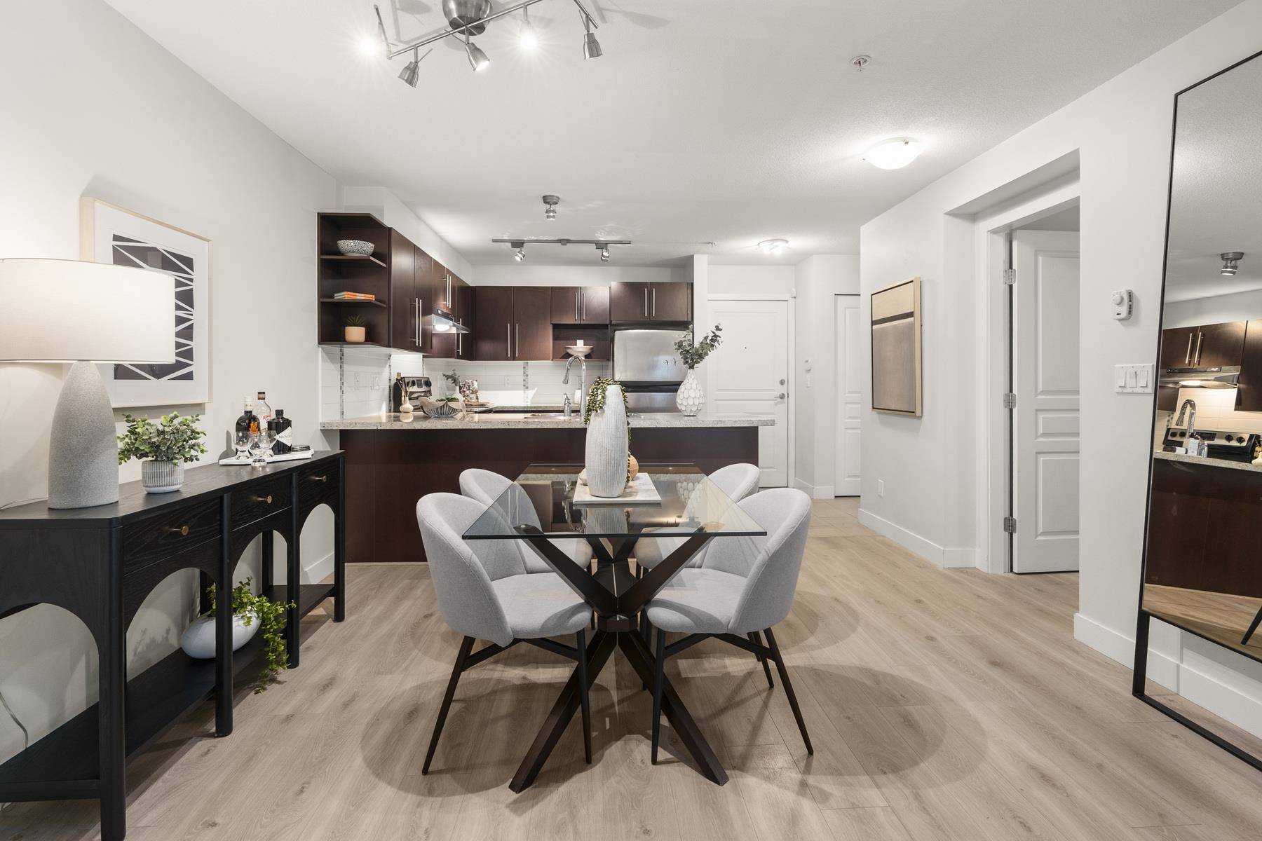 Burnaby, BC V5C 0C8,2088 Beta AVE #109