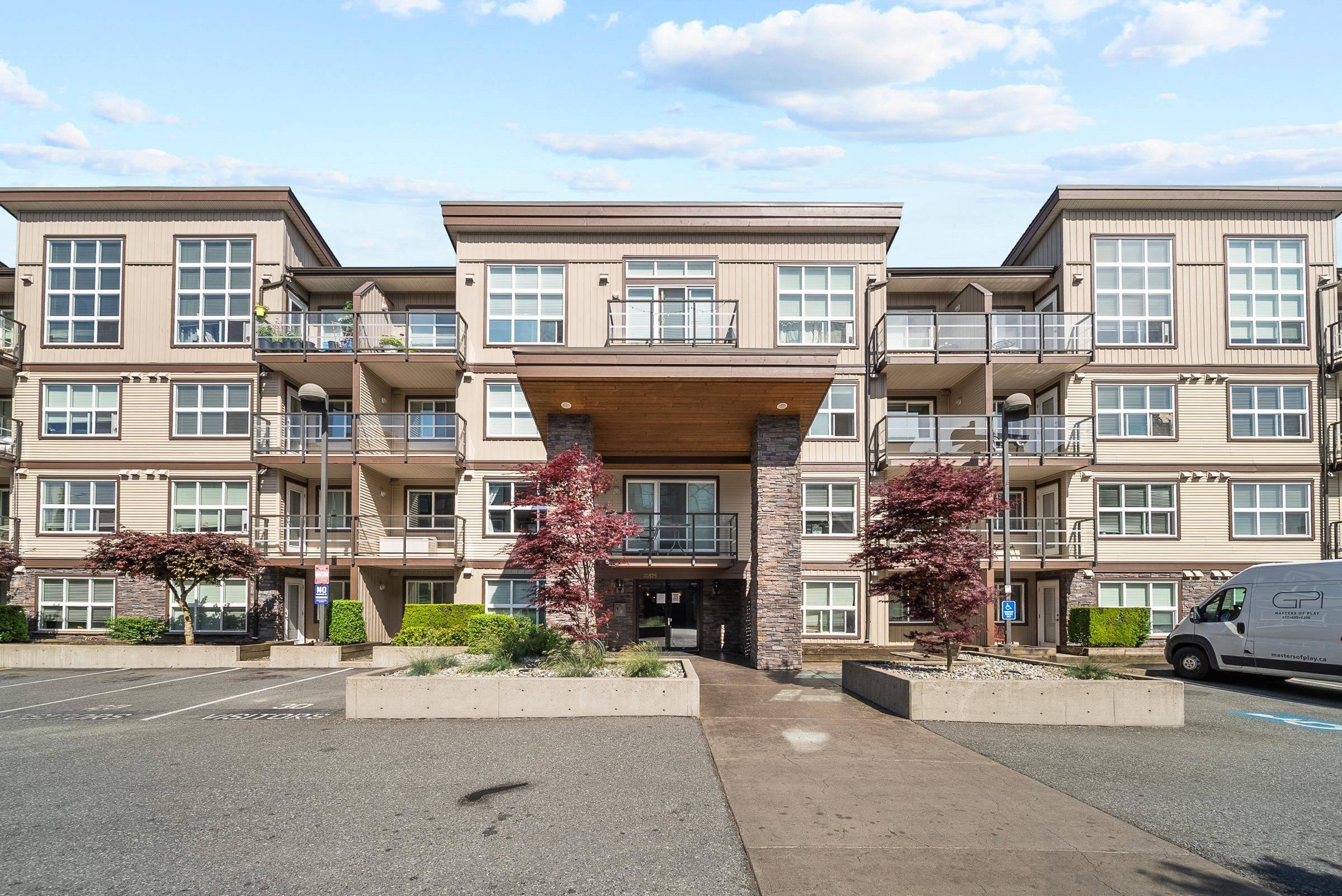 Abbotsford, BC V2T 0A8,30525 Cardinal AVE #201