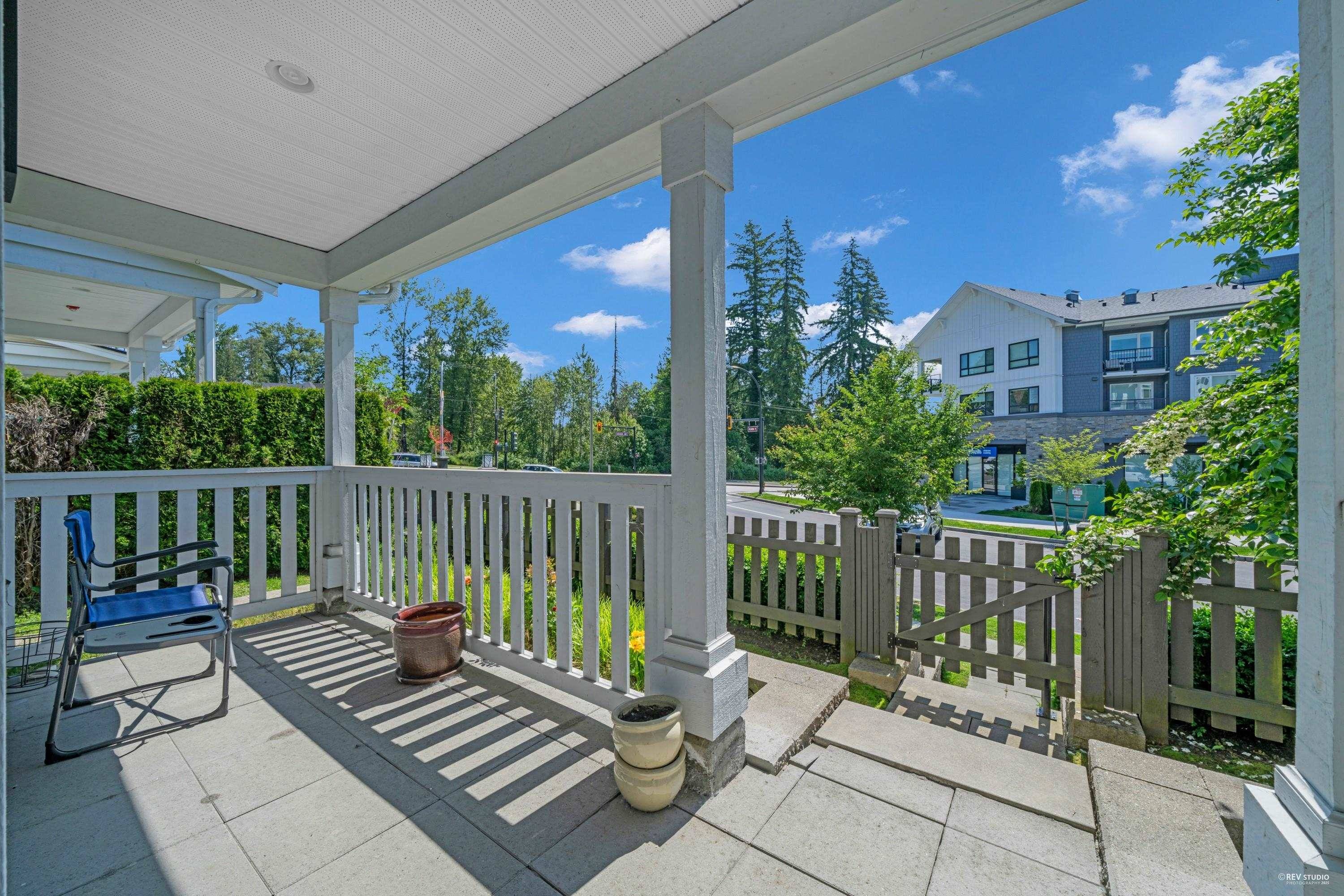 Maple Ridge, BC V2X 4K9,11295 Pazarena PL #406