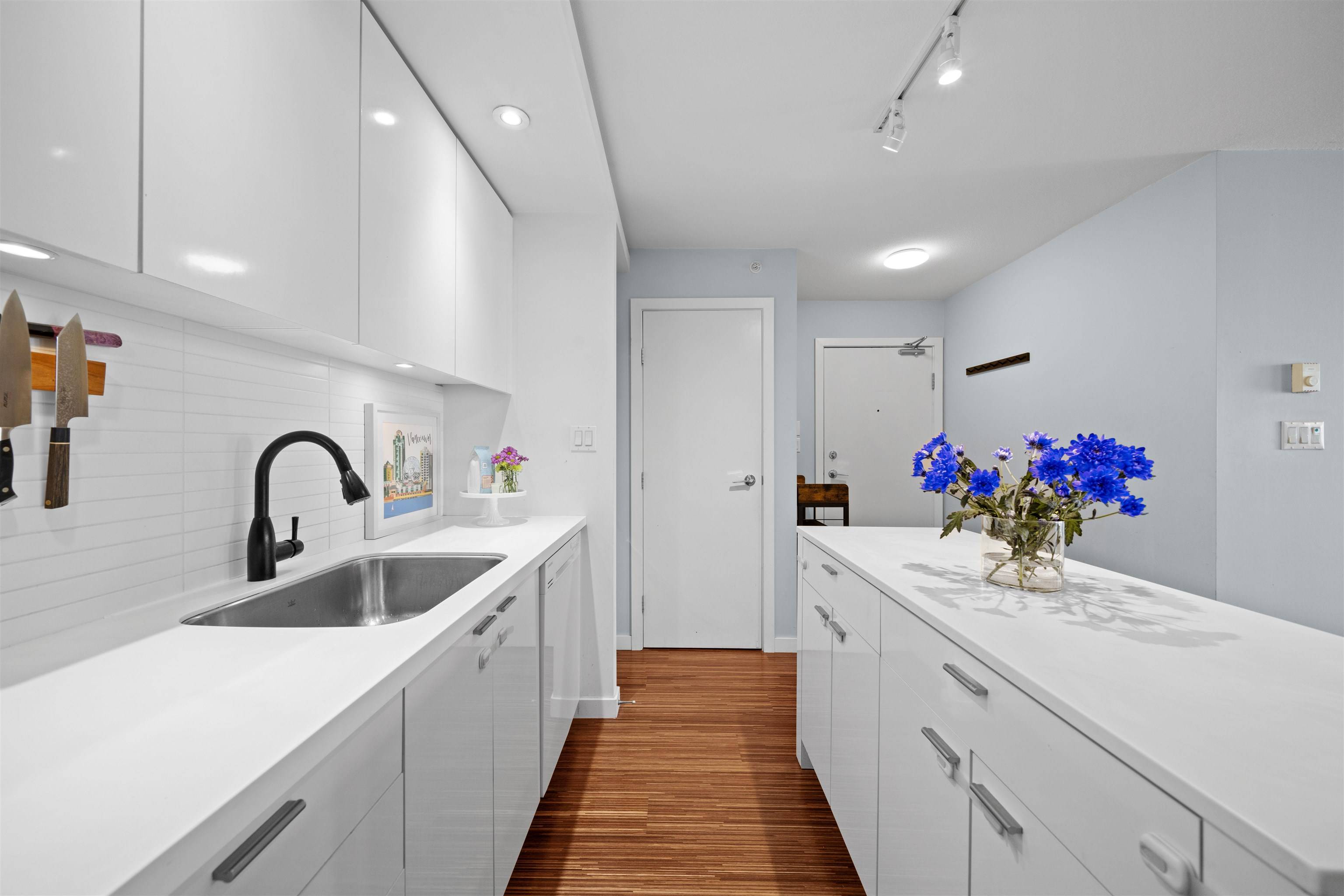 Vancouver, BC V5T 4W1,328 E 11th AVE #511