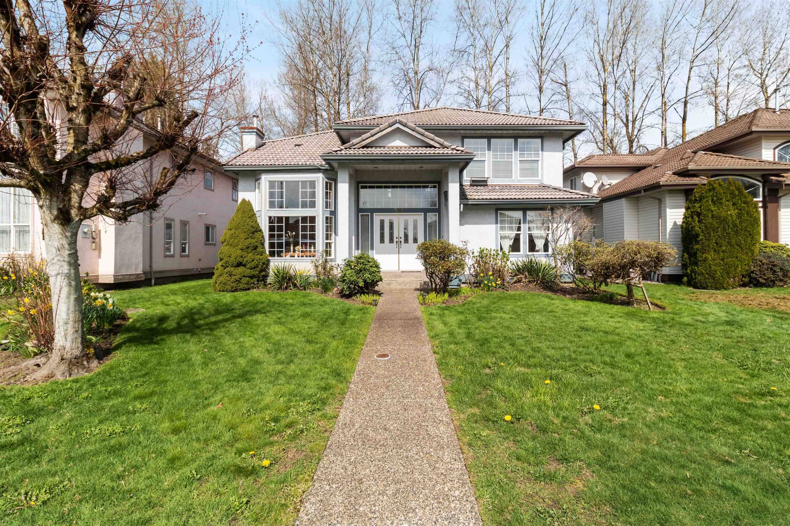 Port Coquitlam, BC V3B 7T6,939 Riverside DR