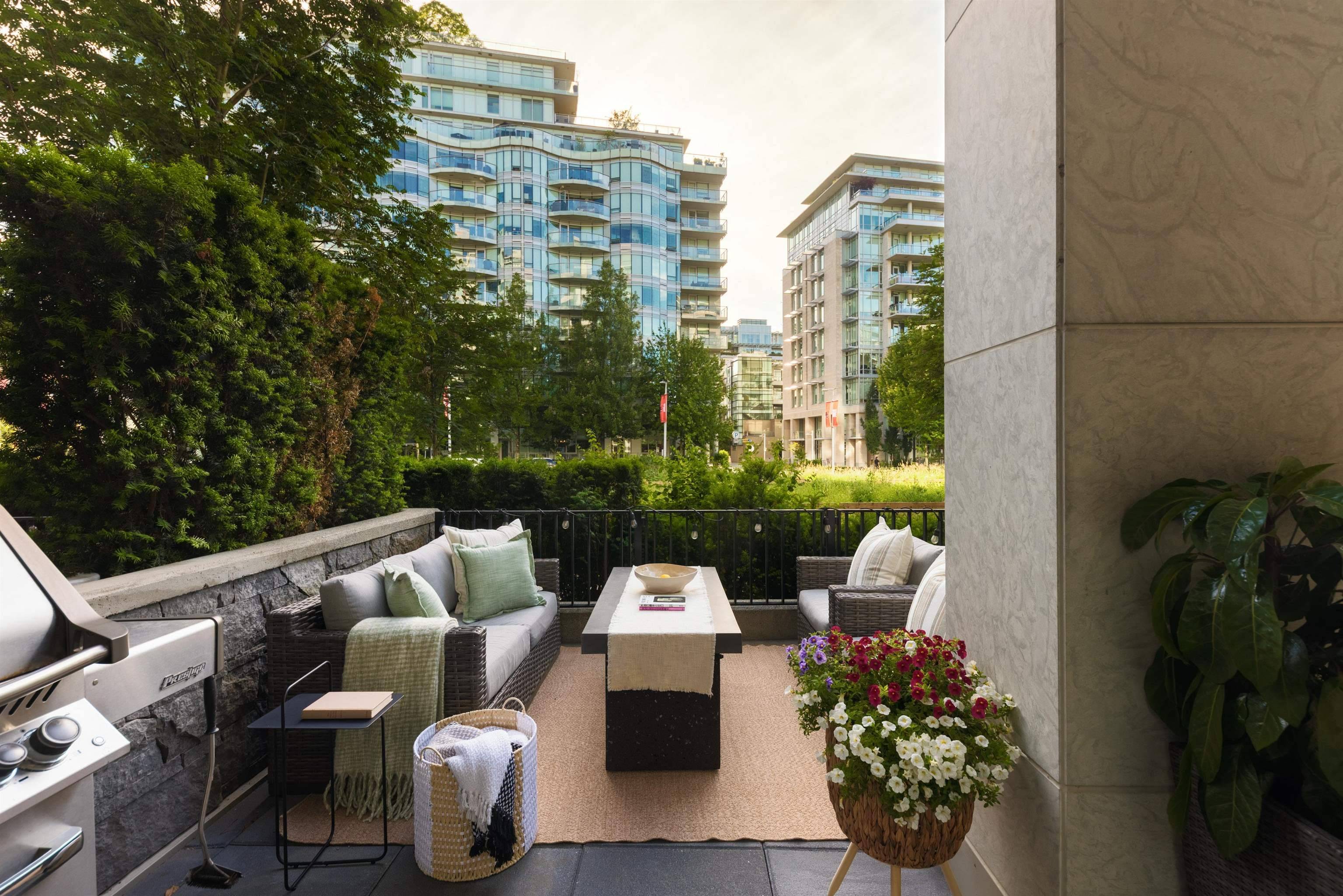 Vancouver, BC V6A 0H3,1688 Pullman Porter ST #105