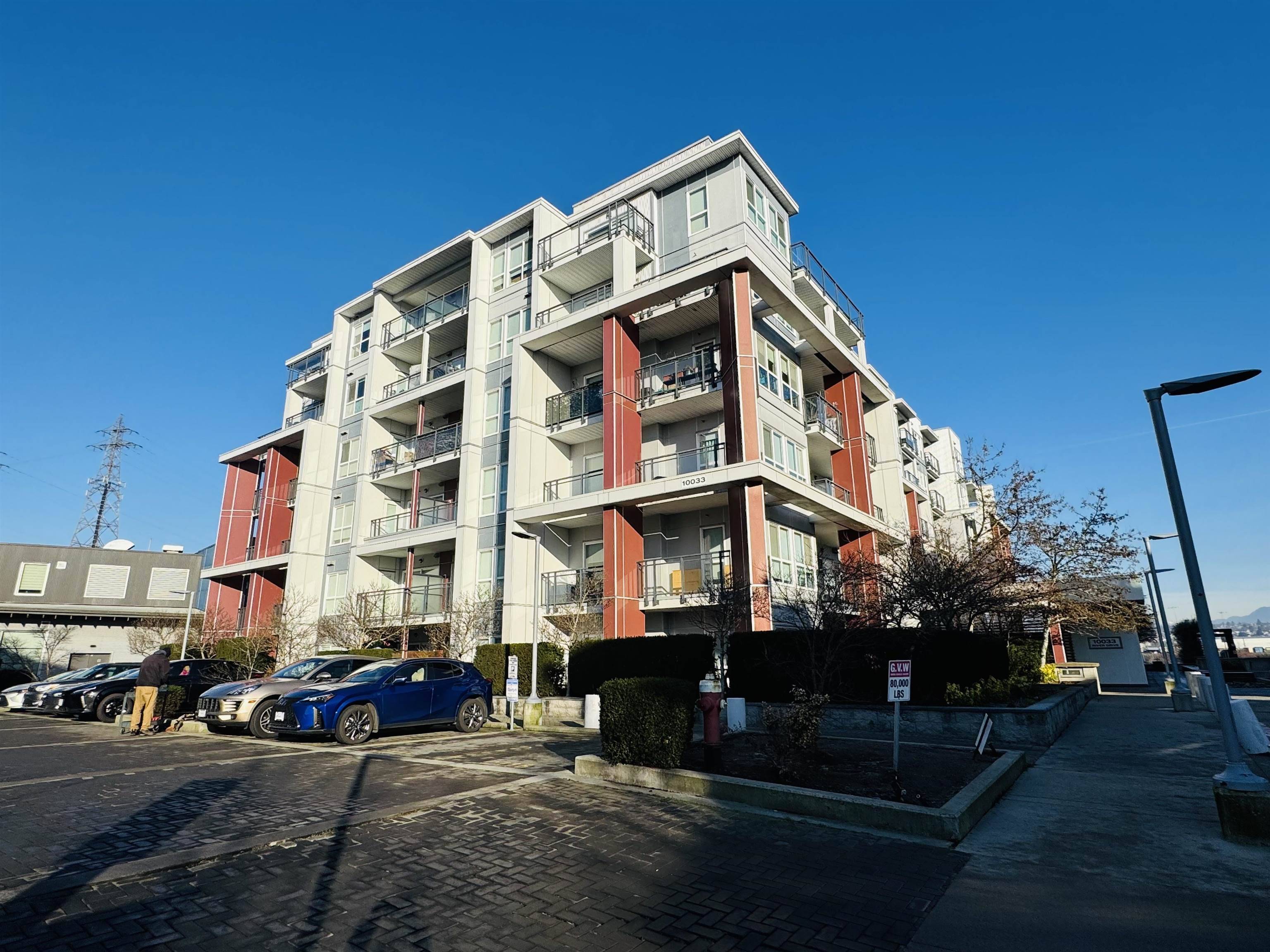 Richmond, BC V6X 0L1,10033 River DR #206