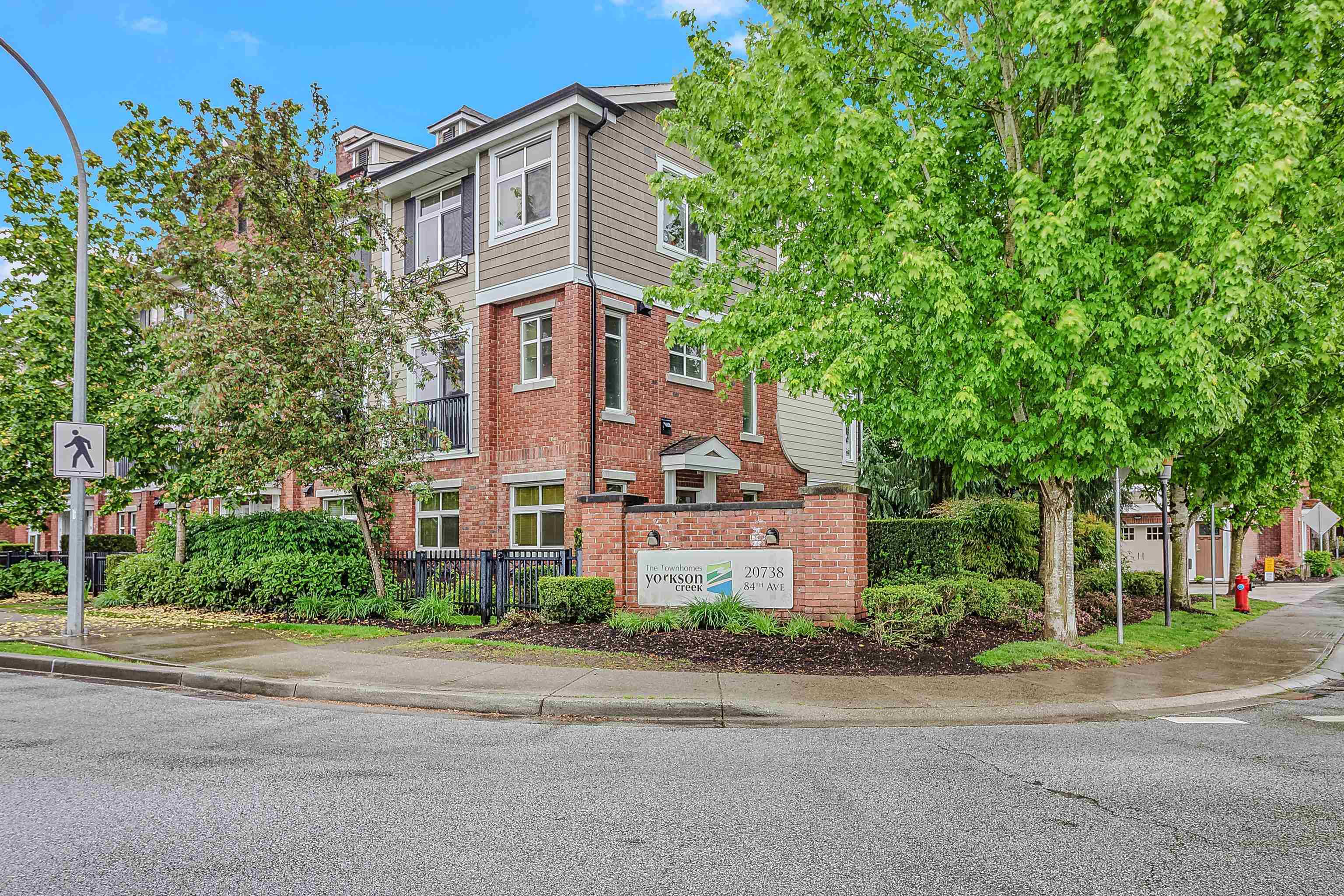 Langley, BC V2Y 0J6,20738 84 AVE #126