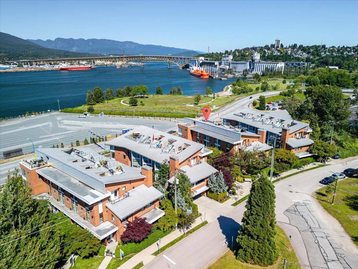 Vancouver, BC V5K 0A6,2953 Wall ST