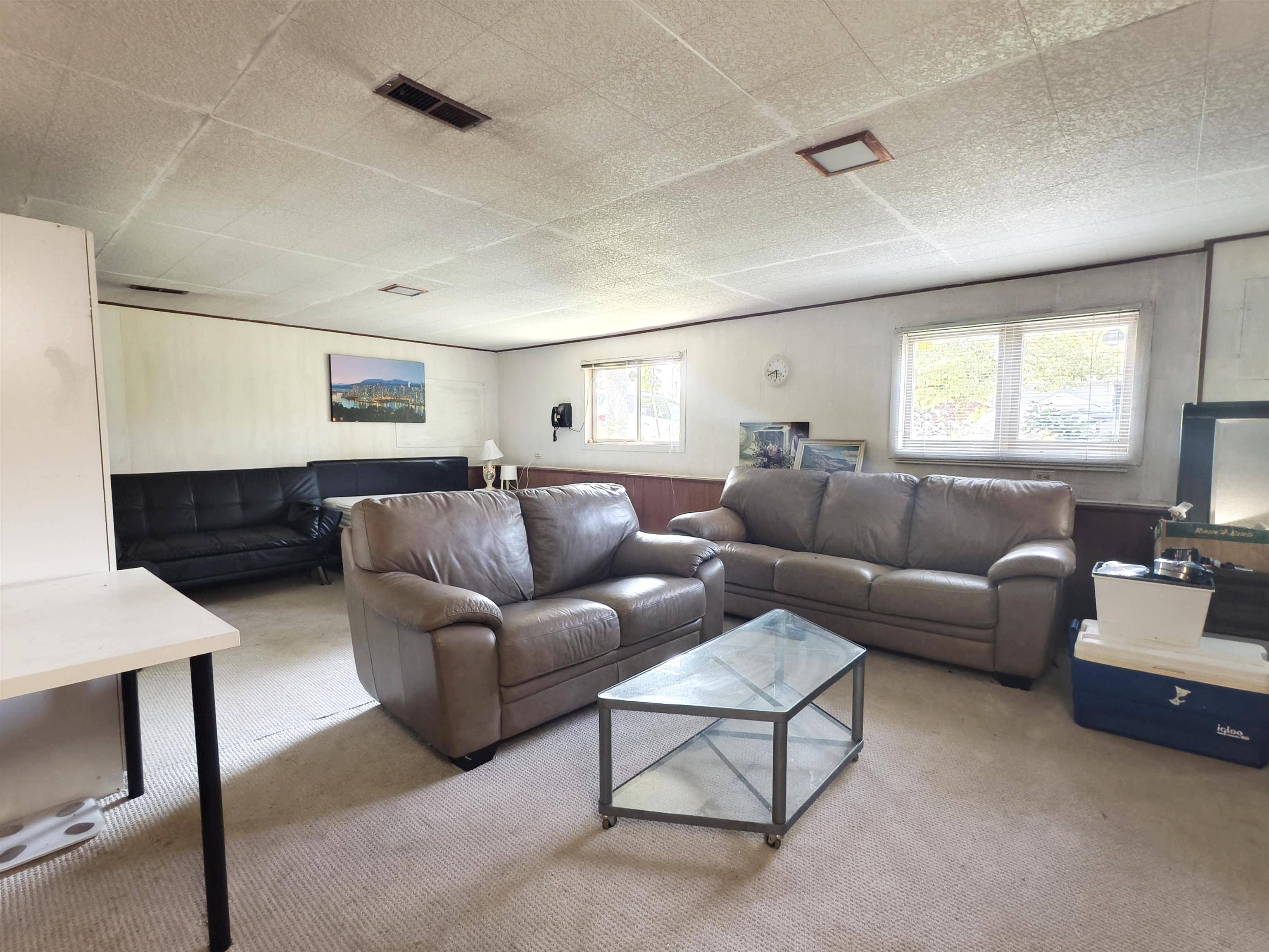 Burnaby, BC V5E 2E9,7606 Ulster ST