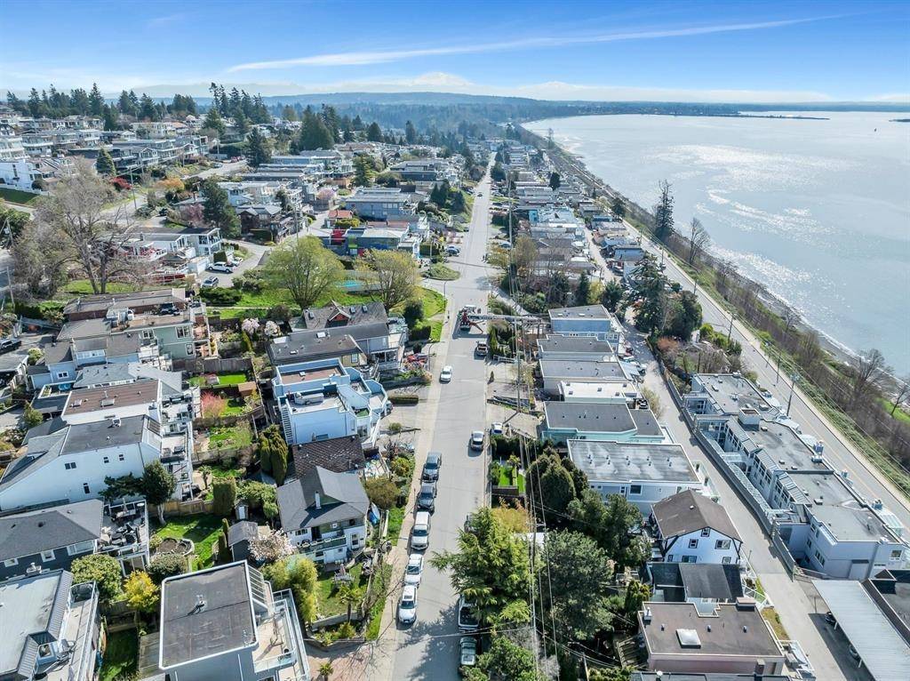 White Rock, BC V4B 1G5,15161 Victoria AVE