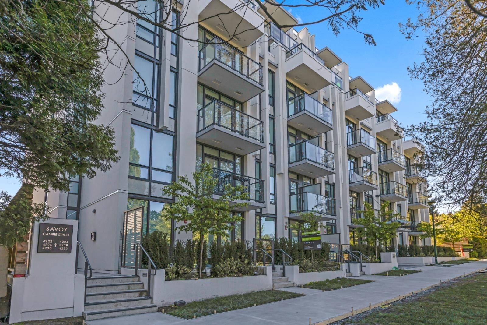 Vancouver, BC V5Z 0K6,4240 Cambie ST #302