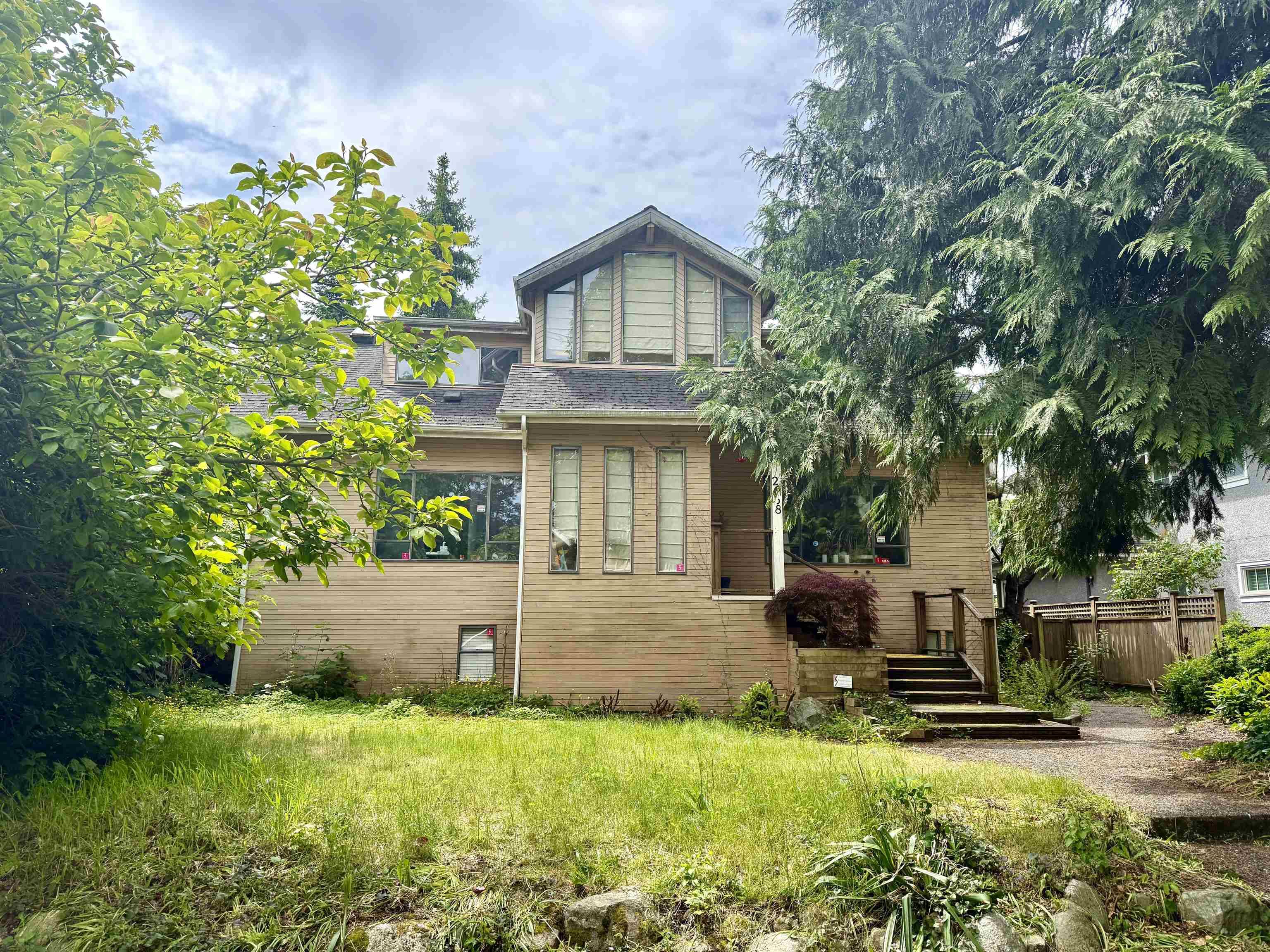 Vancouver, BC V6N 2P5,2638 W 36th AVE