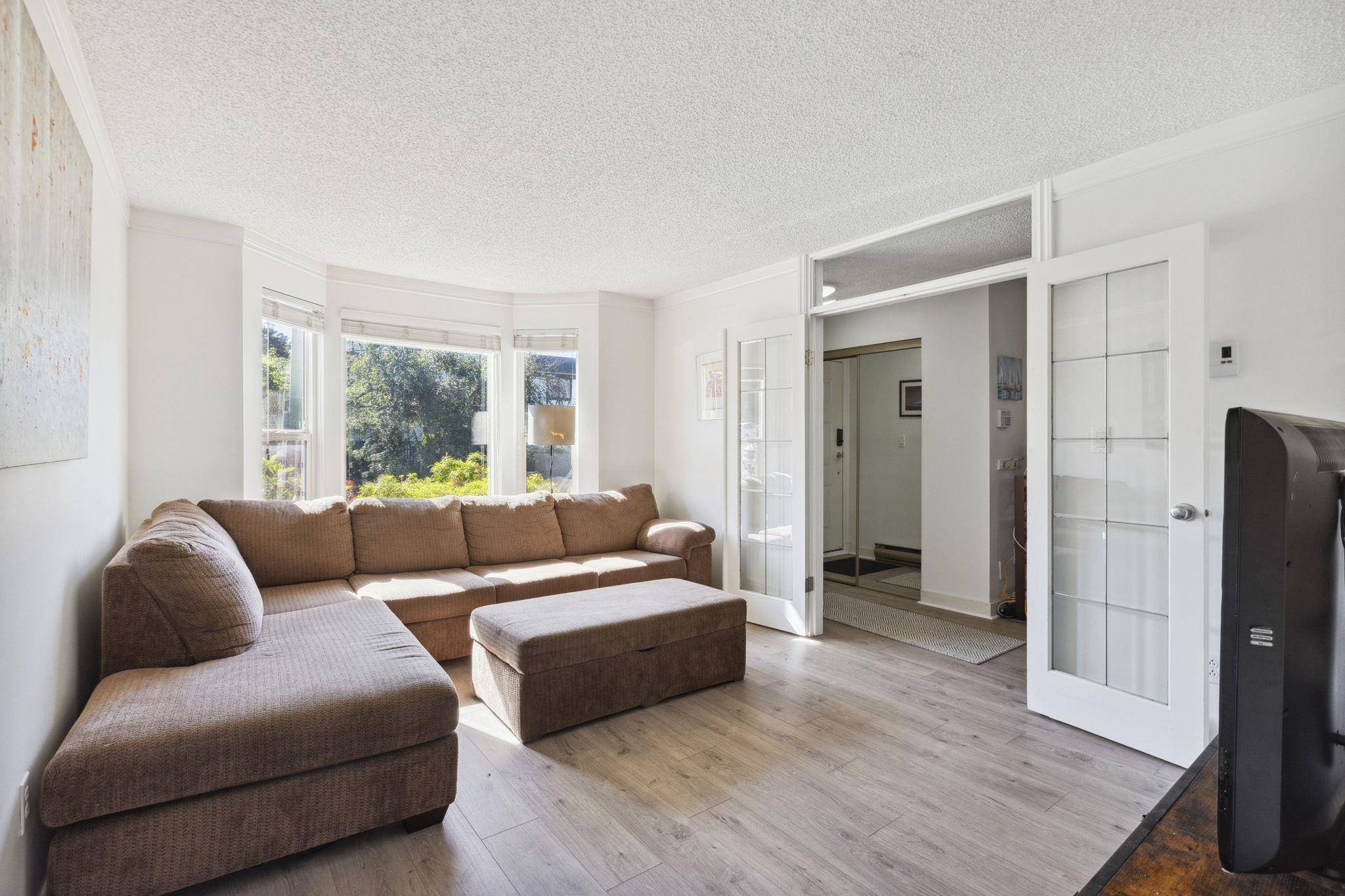 North Vancouver, BC V7L 4P5,311 St. Andrews AVE