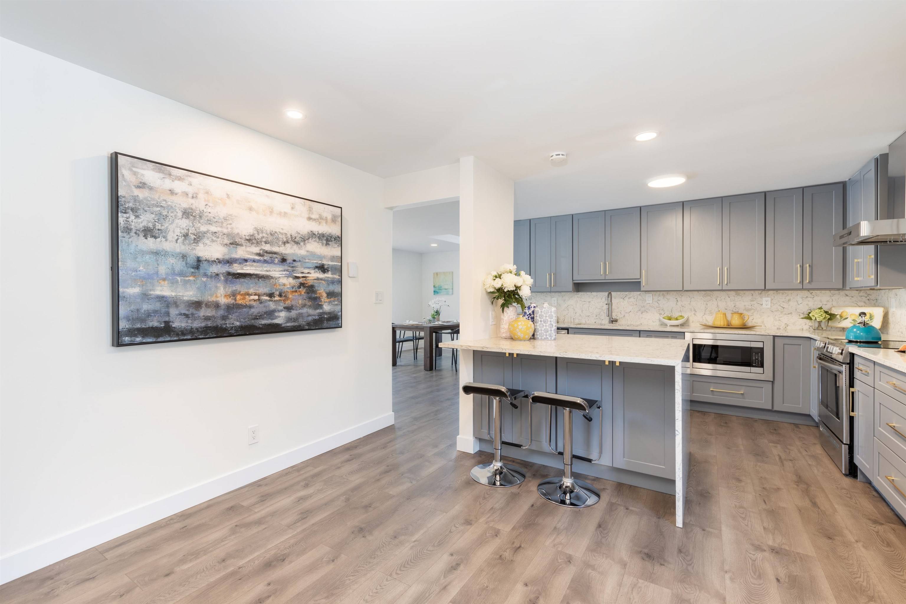 Richmond, BC V7A 2P7,10080 Rosedene CRES
