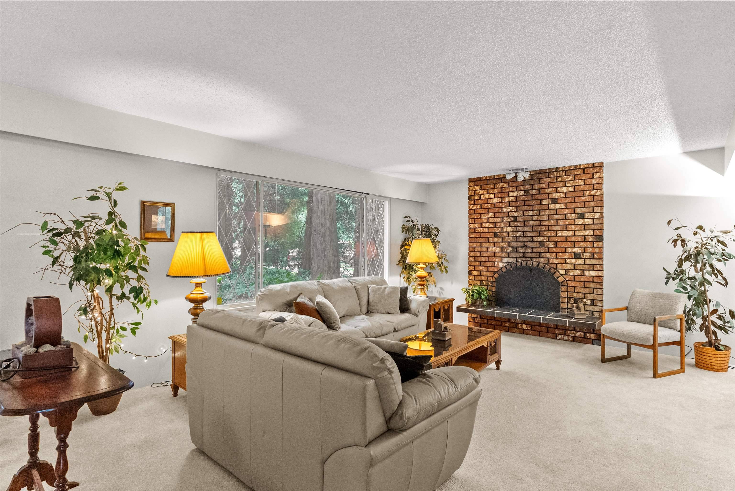 Langley, BC V3A 1B1,4280 196b ST
