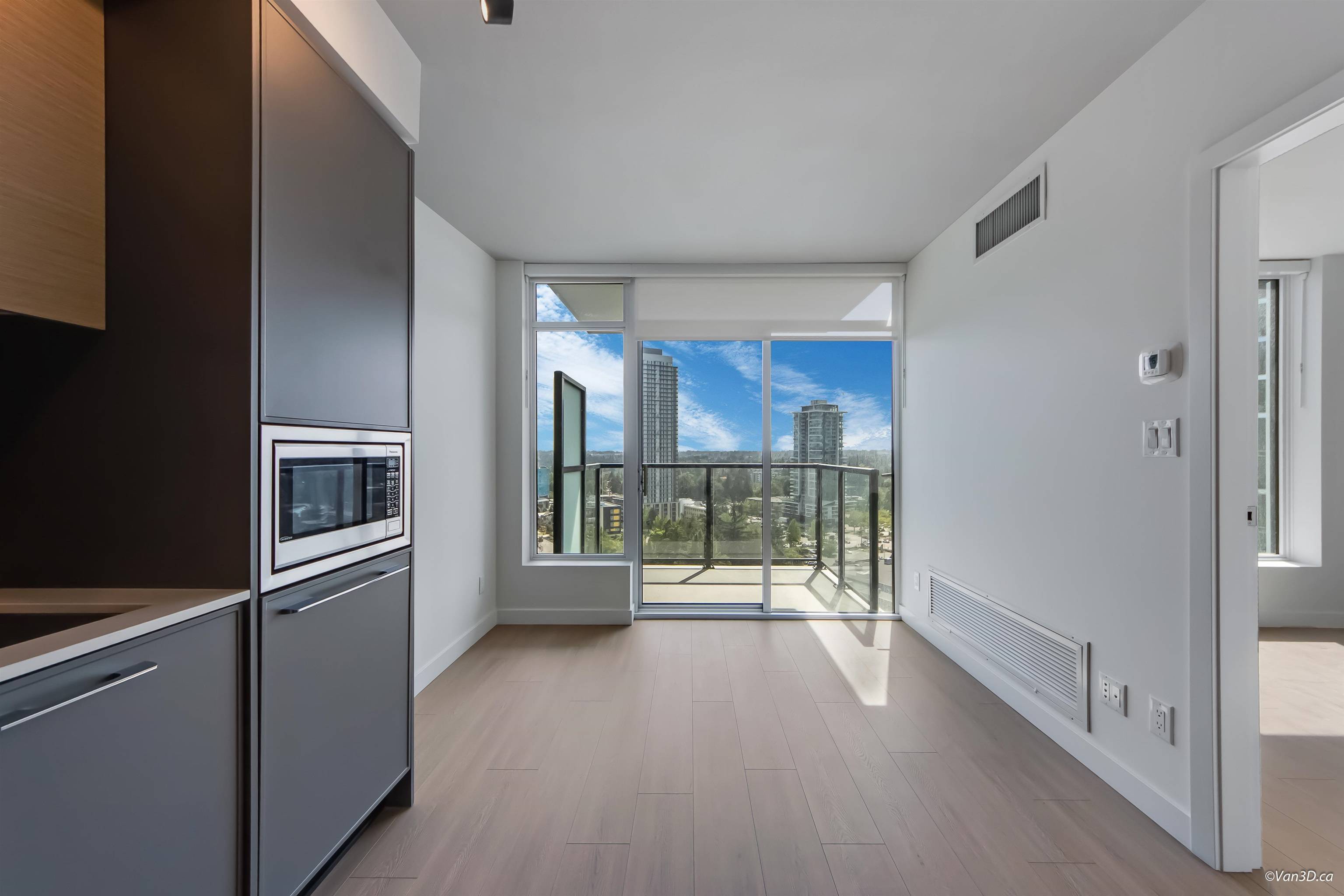 Surrey, BC V3T 4Y3,13745 George Junction #1312
