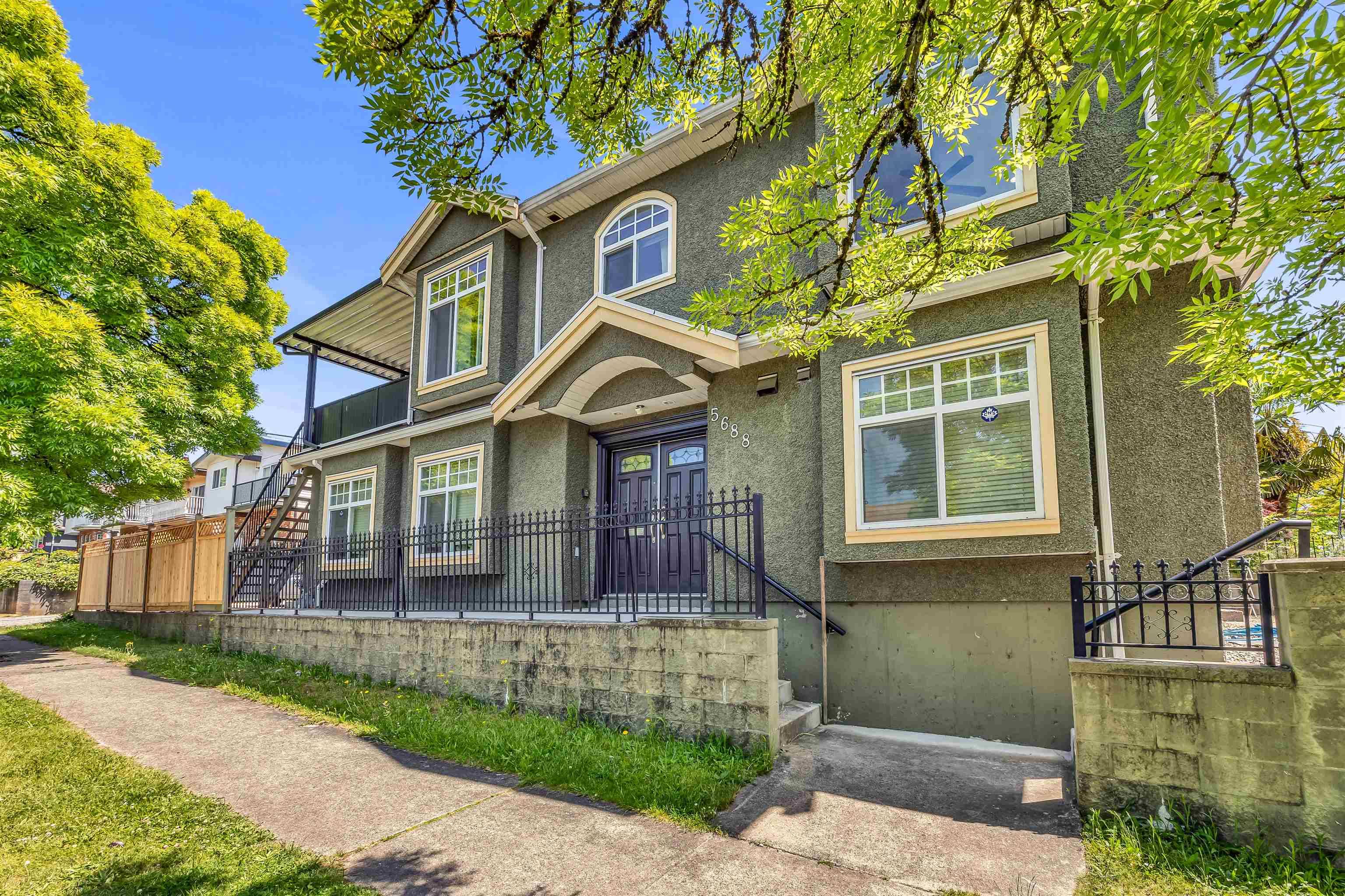 Vancouver, BC V5W 1R3,5688 Sherbrooke ST