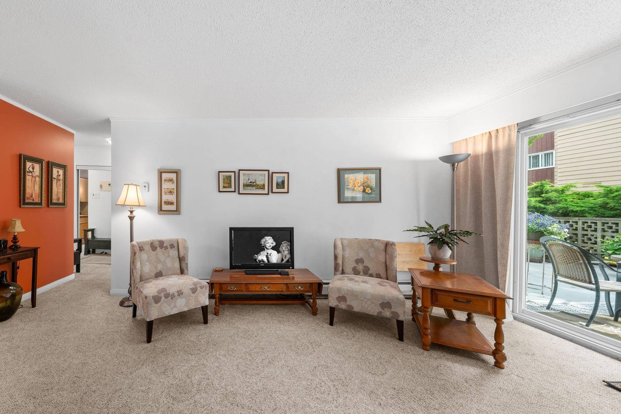 White Rock, BC V4B 3V4,1520 Blackwood ST #105