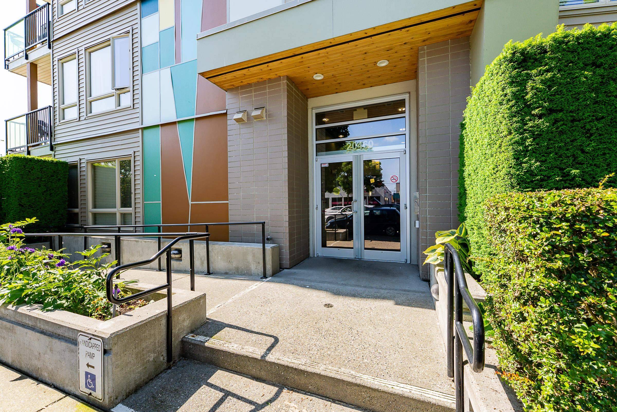Langley, BC V3A 0C6,20460 Douglas CRES #205