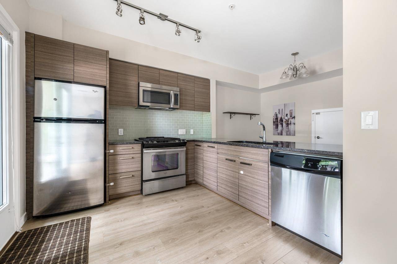Surrey, BC V3T 0K3,13228 Old Yale RD #103