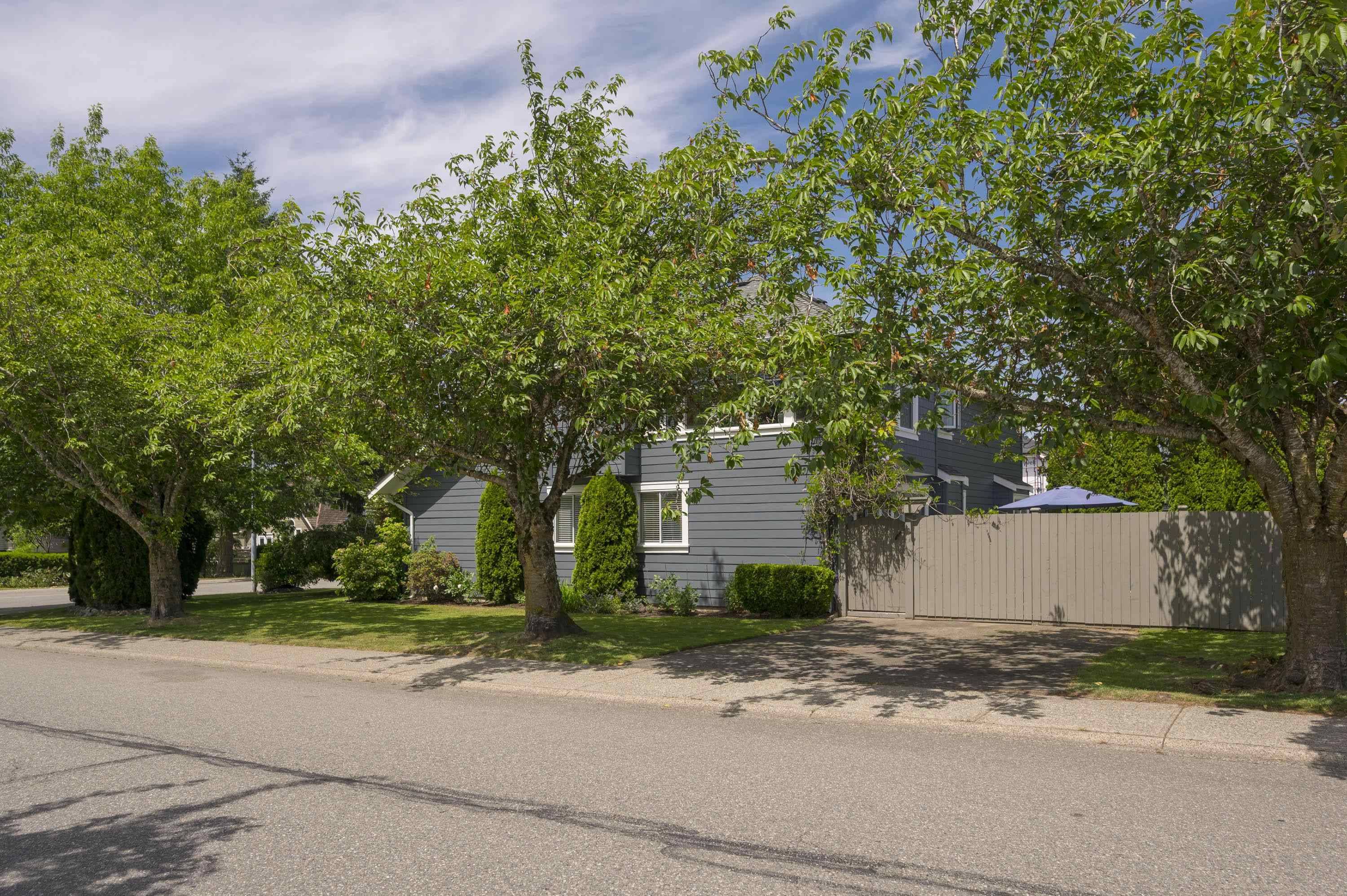 Langley, BC V3A 2N7,4618 217a ST