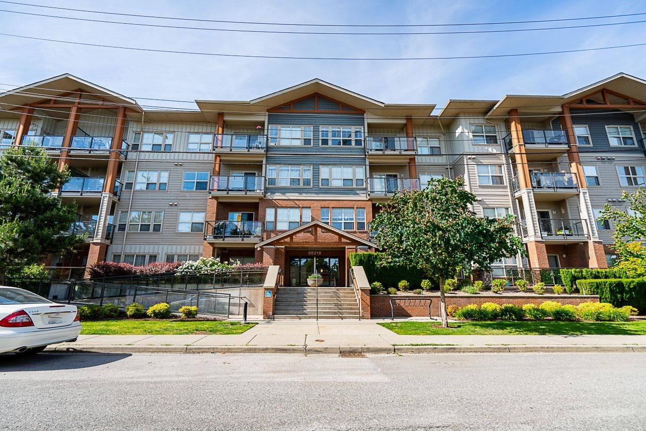 Langley, BC V3A 0C7,20219 54a AVE #204