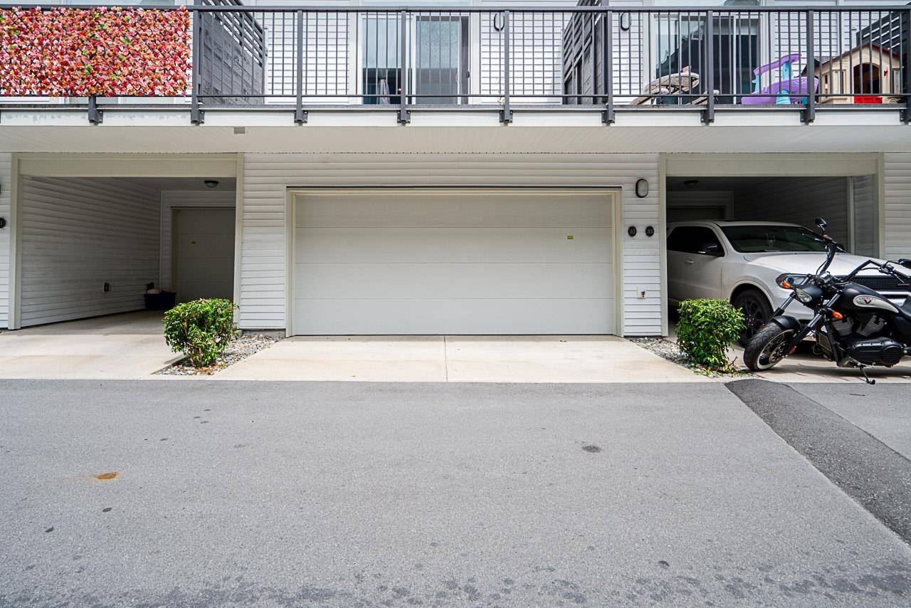 Surrey, BC V4N 6W8,15778 85 AVE #32