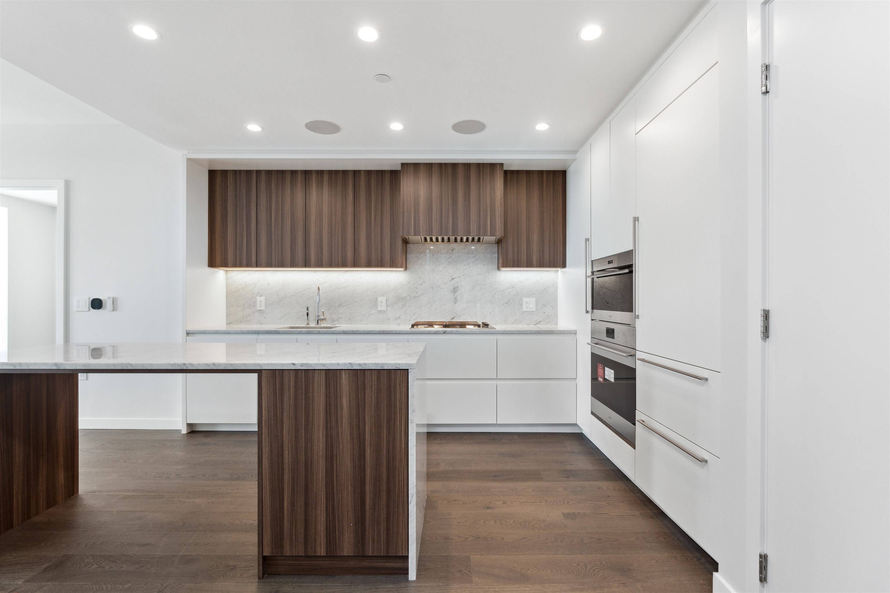 Vancouver, BC V6P 0K2,7418 Paulson ST #609