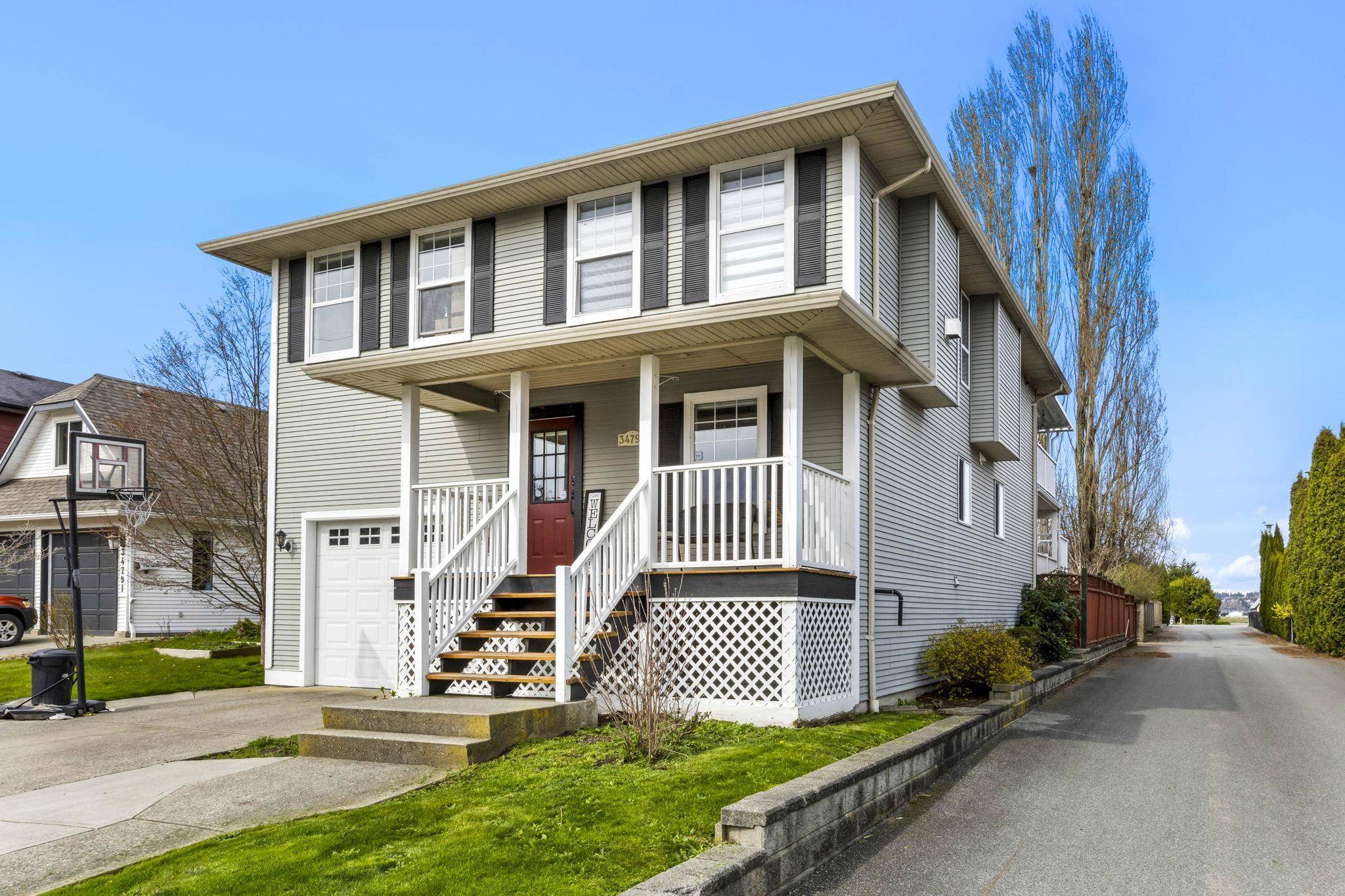 Abbotsford, BC V2S 8C2,34795 1st AVE