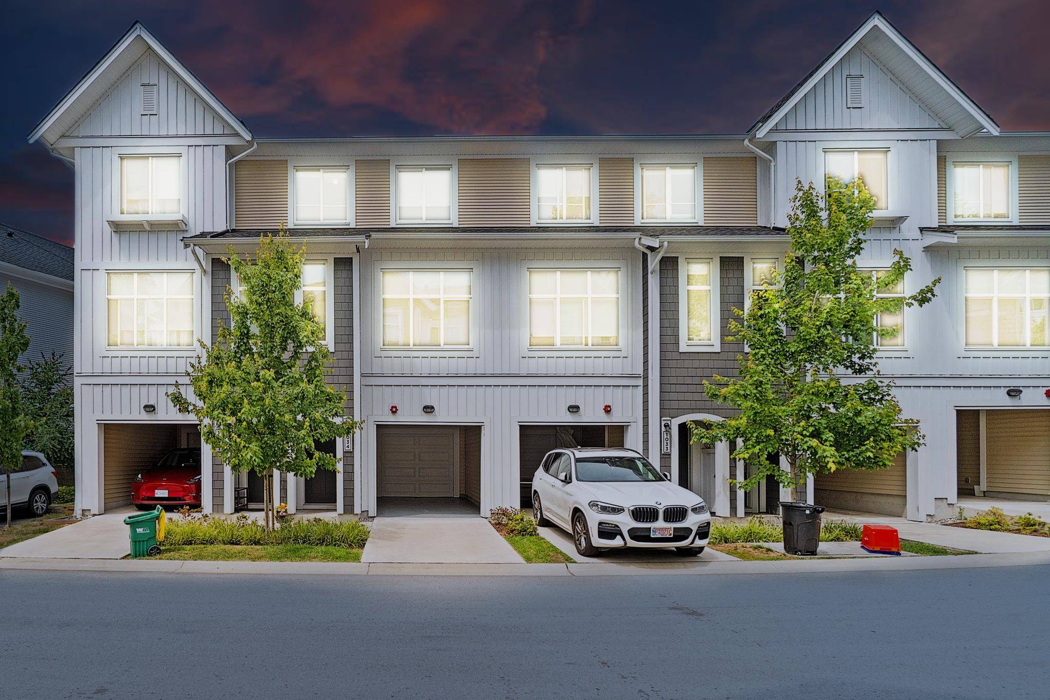 Maple Ridge, BC V2X 9H8,11280 Pazarena PL #1034