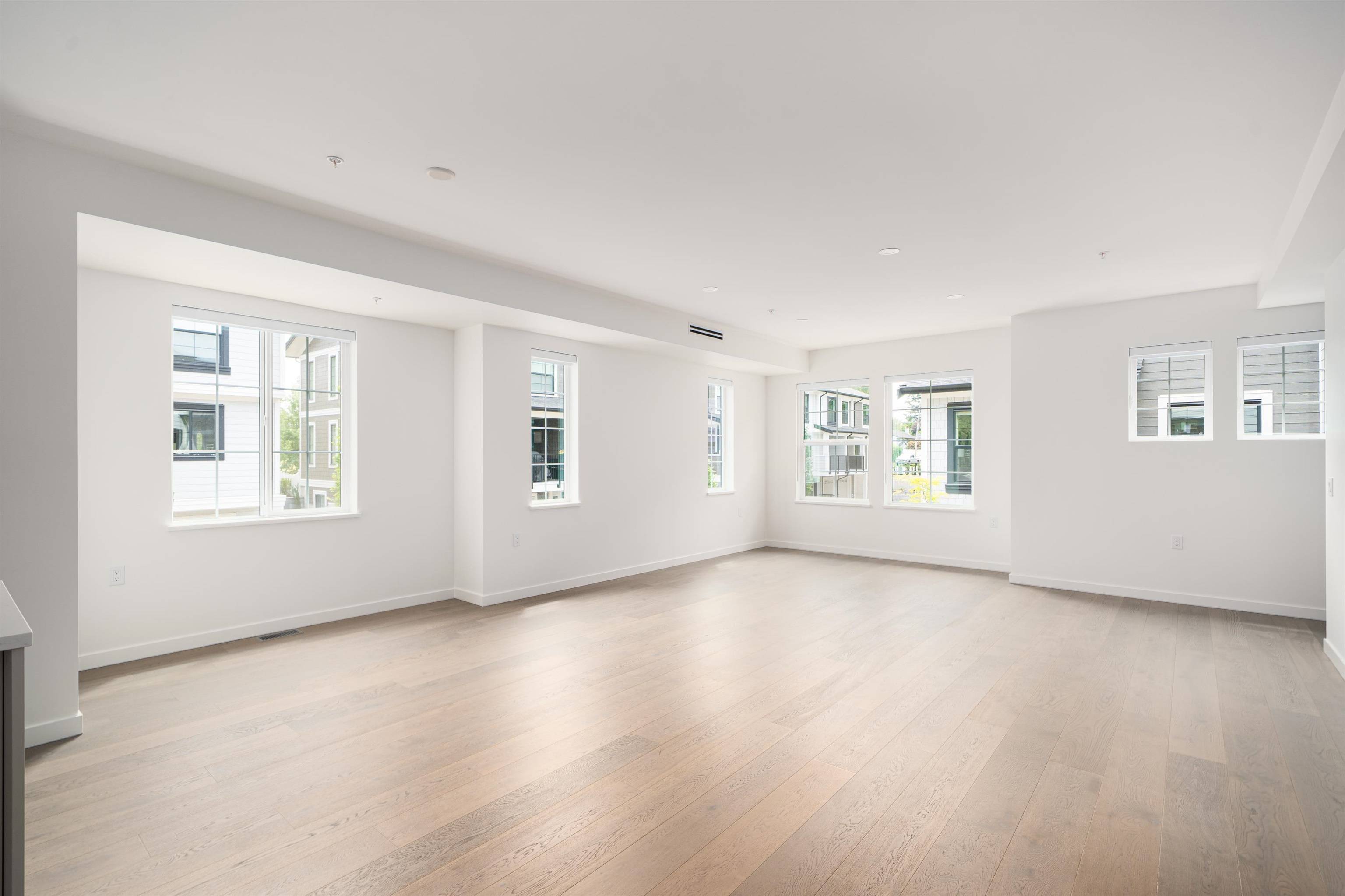 Langley, BC V1M 0G6,9122 King ST #9