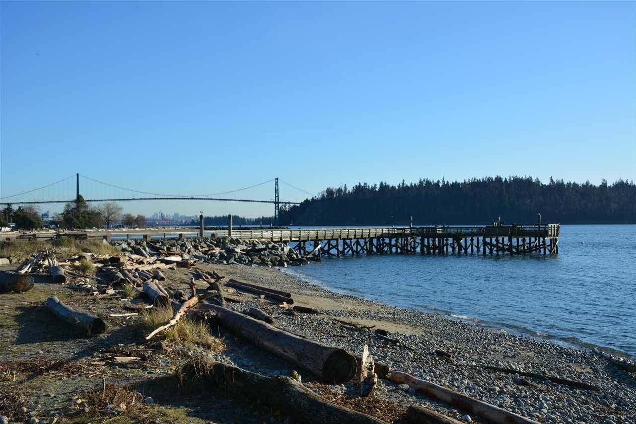 West Vancouver, BC V7T 1B6,1331 Marine DR #306